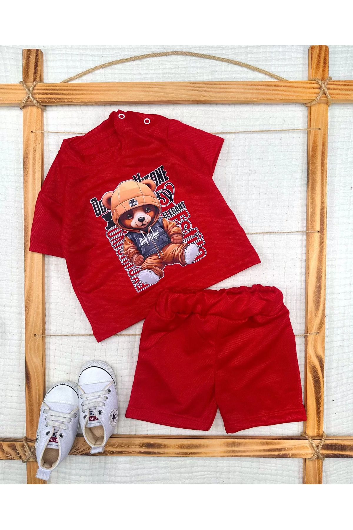 Wear Hype 9-12-18-24 Ay Dansçı Ayıcık Baskılı Şortlu Kısa Kollu Tişört 2li Erkek Bebek Takımı