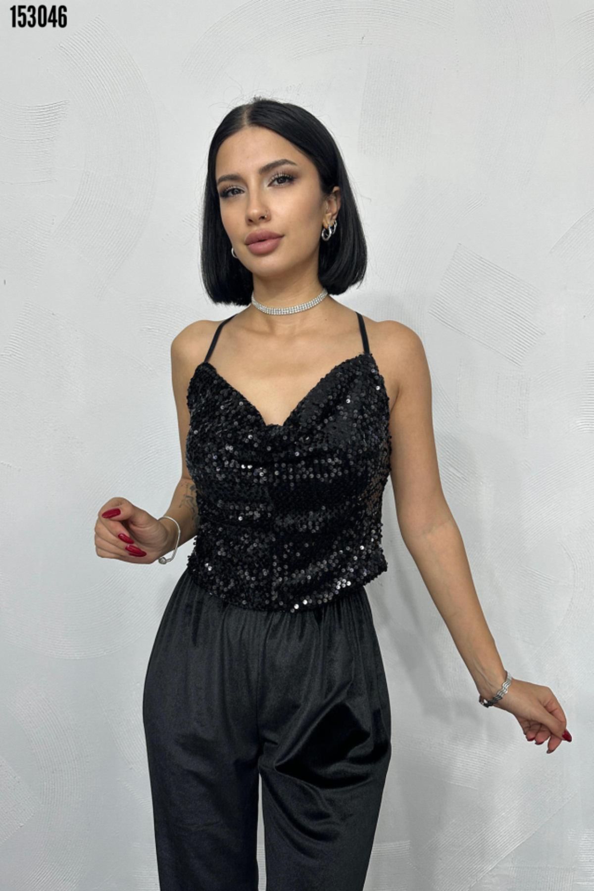 BZ Boutique Askılı Degaje Pullu Bluz 153047