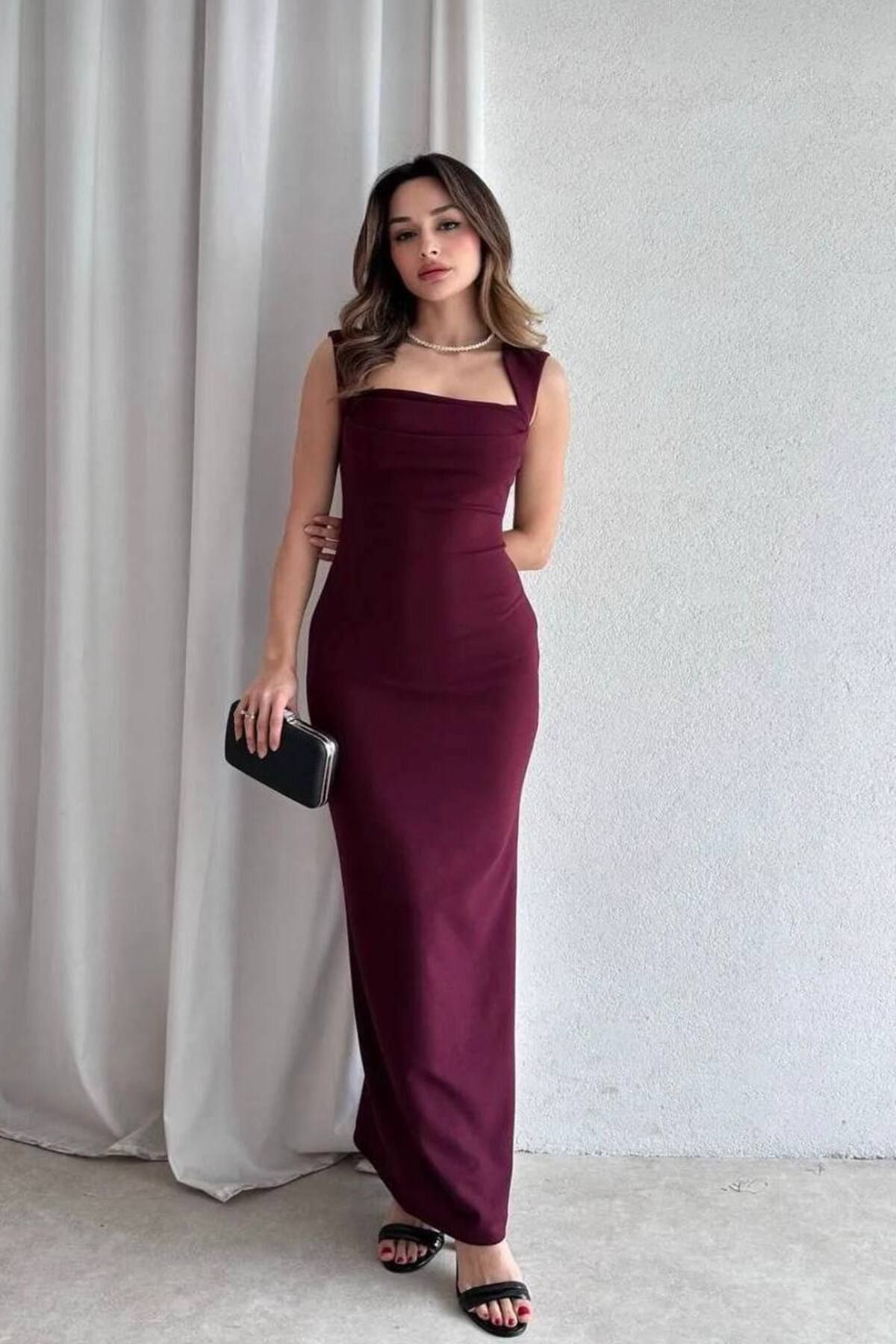 Varyete Askılı Drape Detay Maxi Boy Abiye Elbise