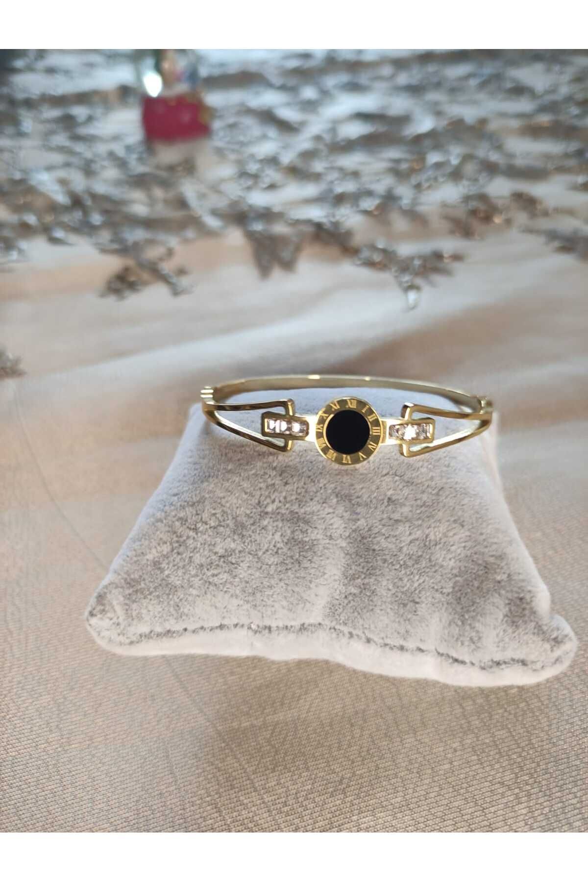 MODA Kadın Roma Rakamlı Ve Taşlı Çelik Kelepçe Bileklik