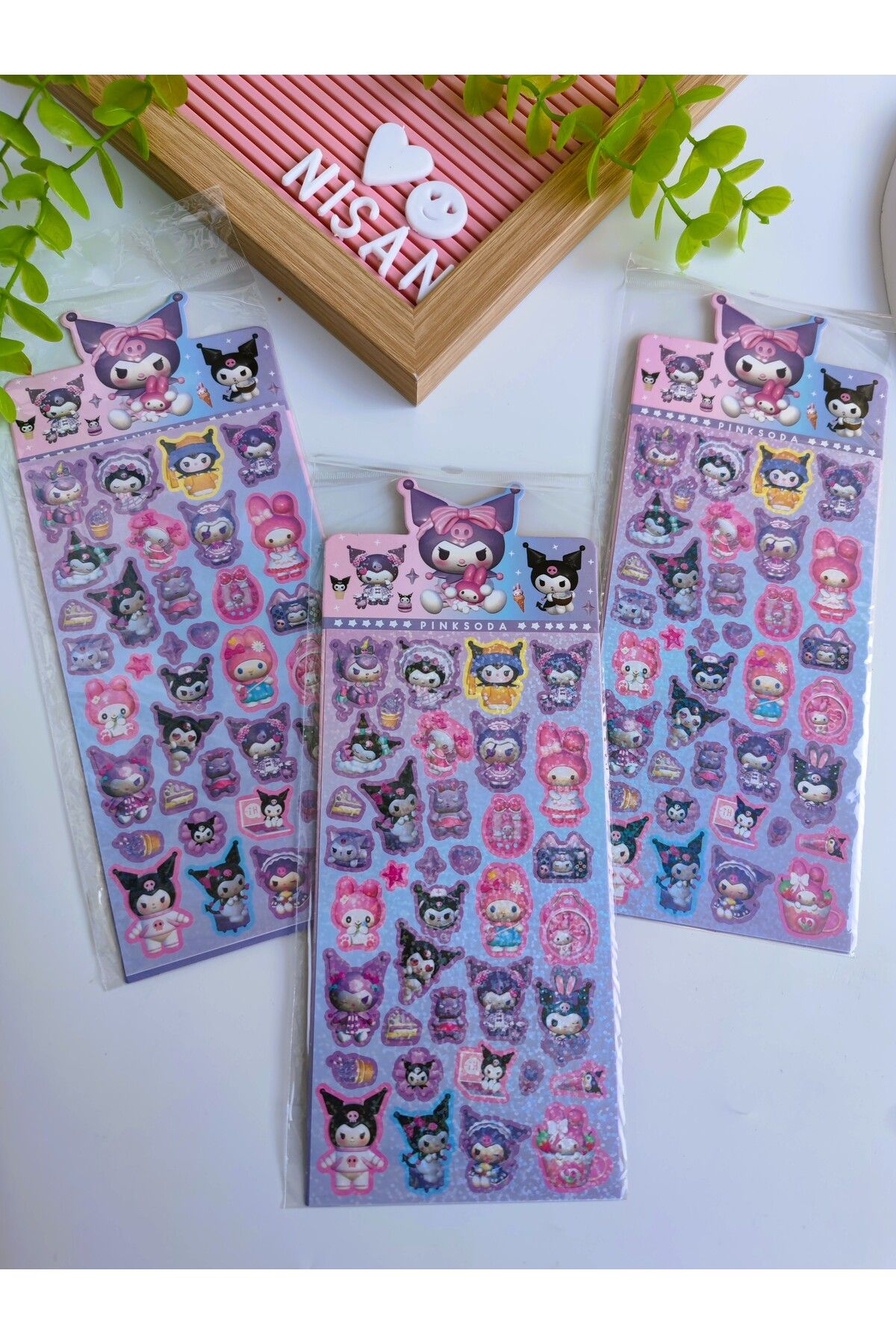 Nisankids Kuromi Holografik Sticker 1 Adet