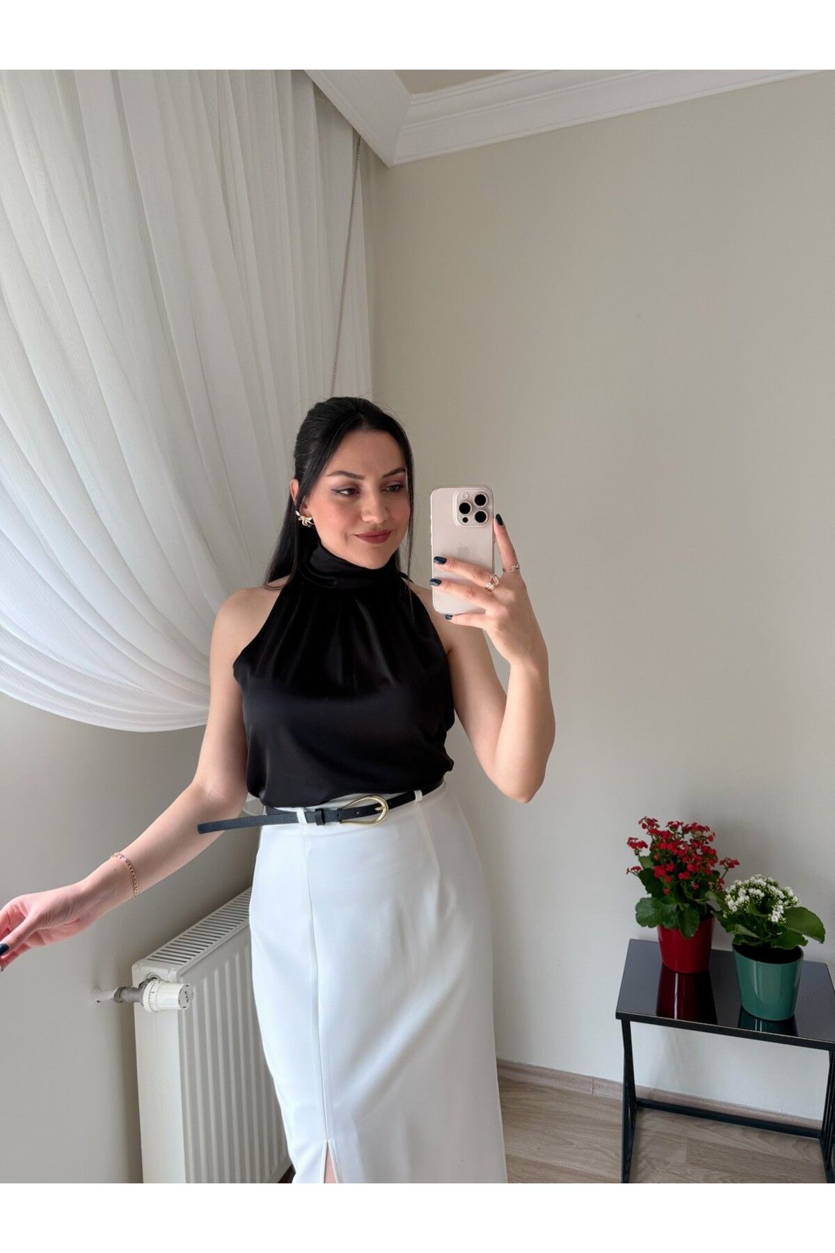 olina boutique Boğazlı Kolsuz Bluz