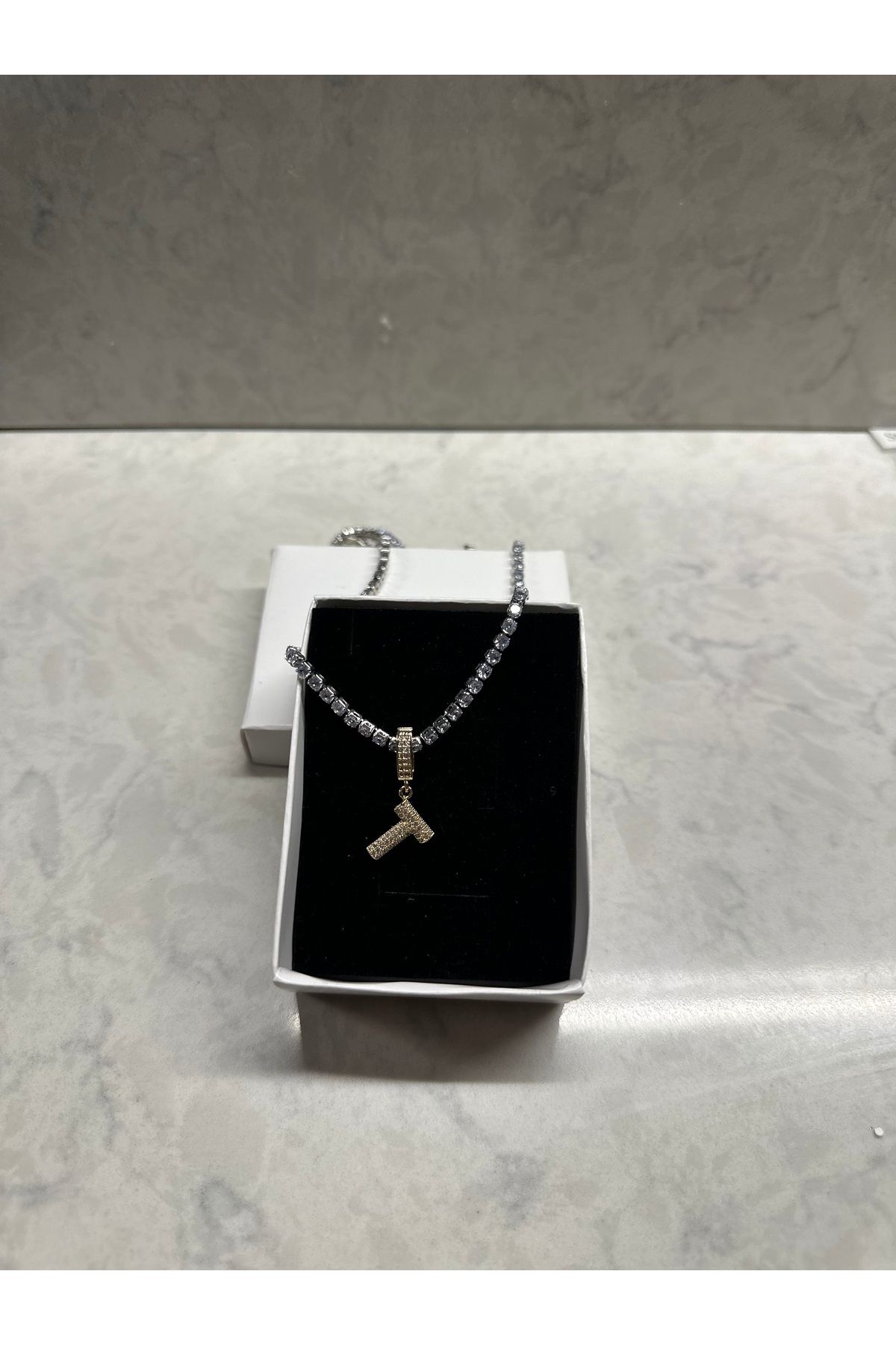 Shop west Taş İşlemeli Harfli Gold Kolye
