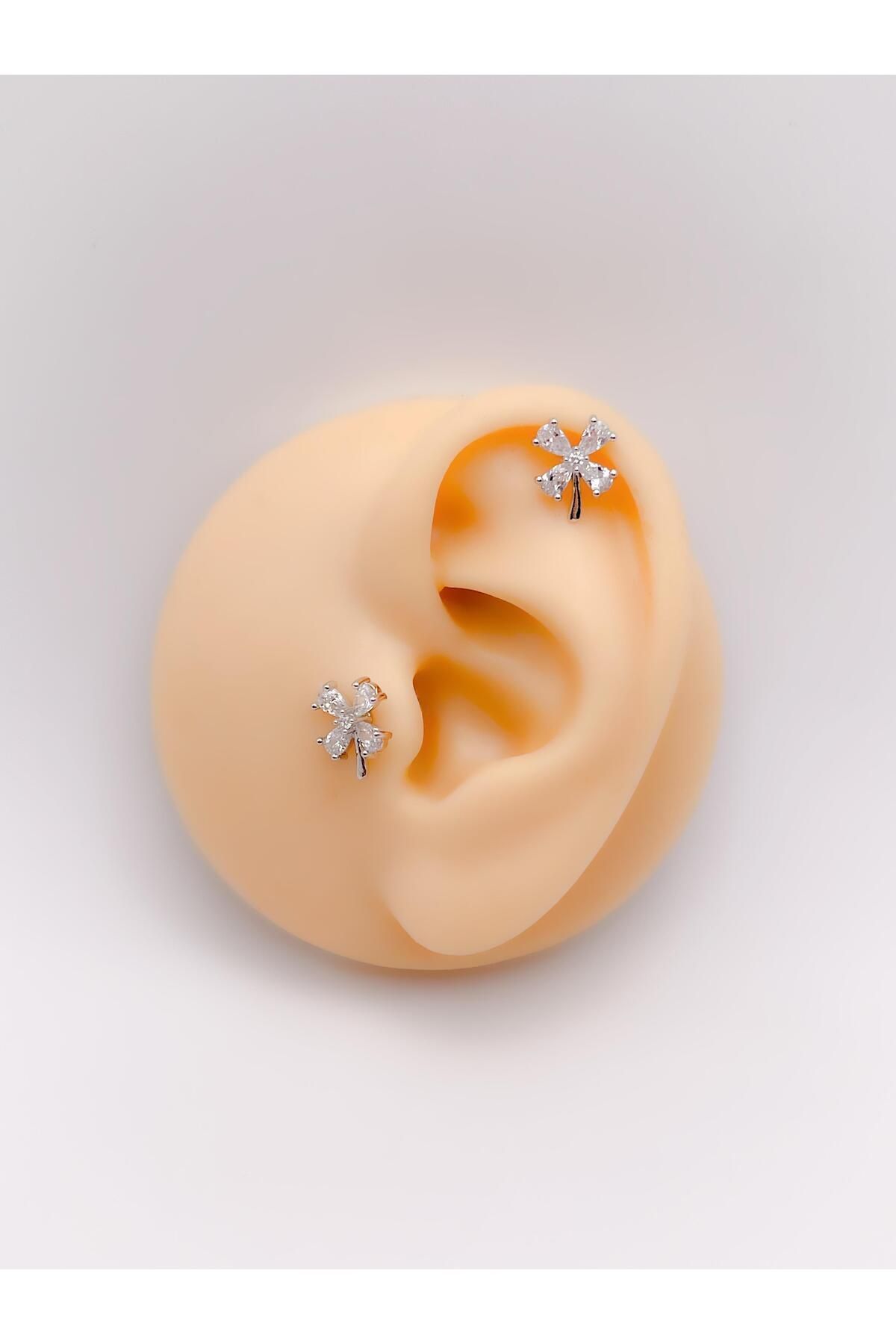 Trinos Cerrrahi Çelik Piercing ( Pirsing ) Badem Taşlı Çiçek Tragus Helix Piercing (1adet)