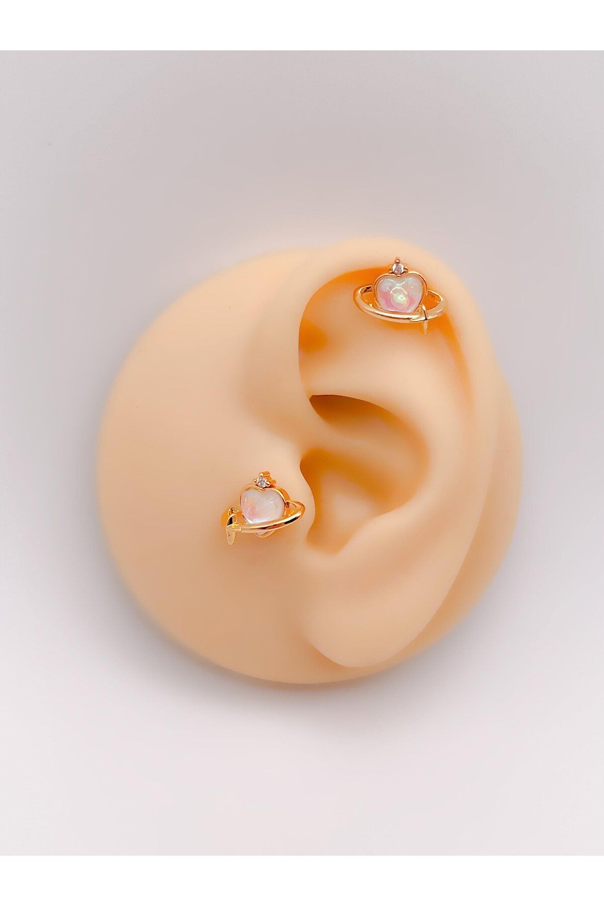 Trinos Cerrrahi Çelik Piercing ( Pirsing ) Kalpli Gezegen Tragus Helix Piercing (1adet)