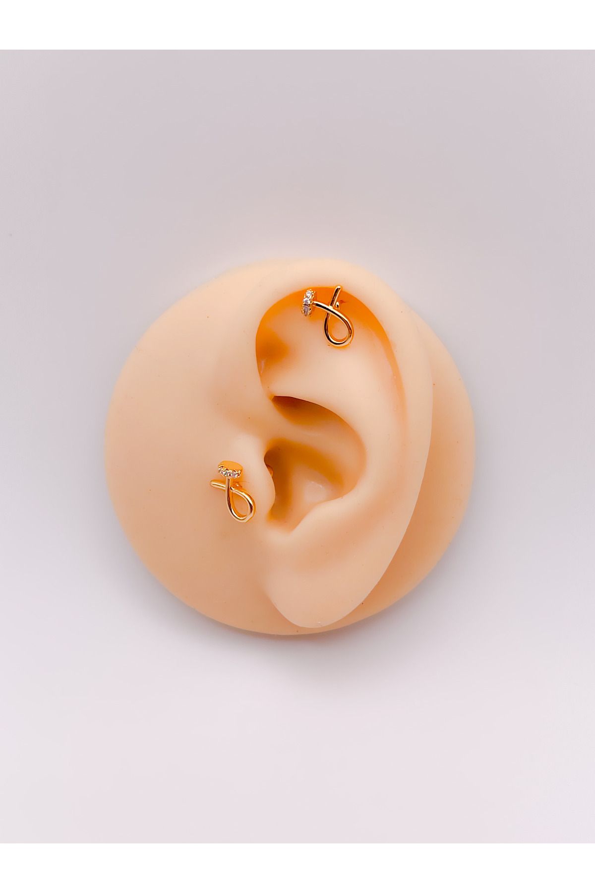 Trinos Cerrrahi Çelik Piercing ( Pirsing ) Taşlı Tasarım Çivi Tragus Helix Piercing (1adet)