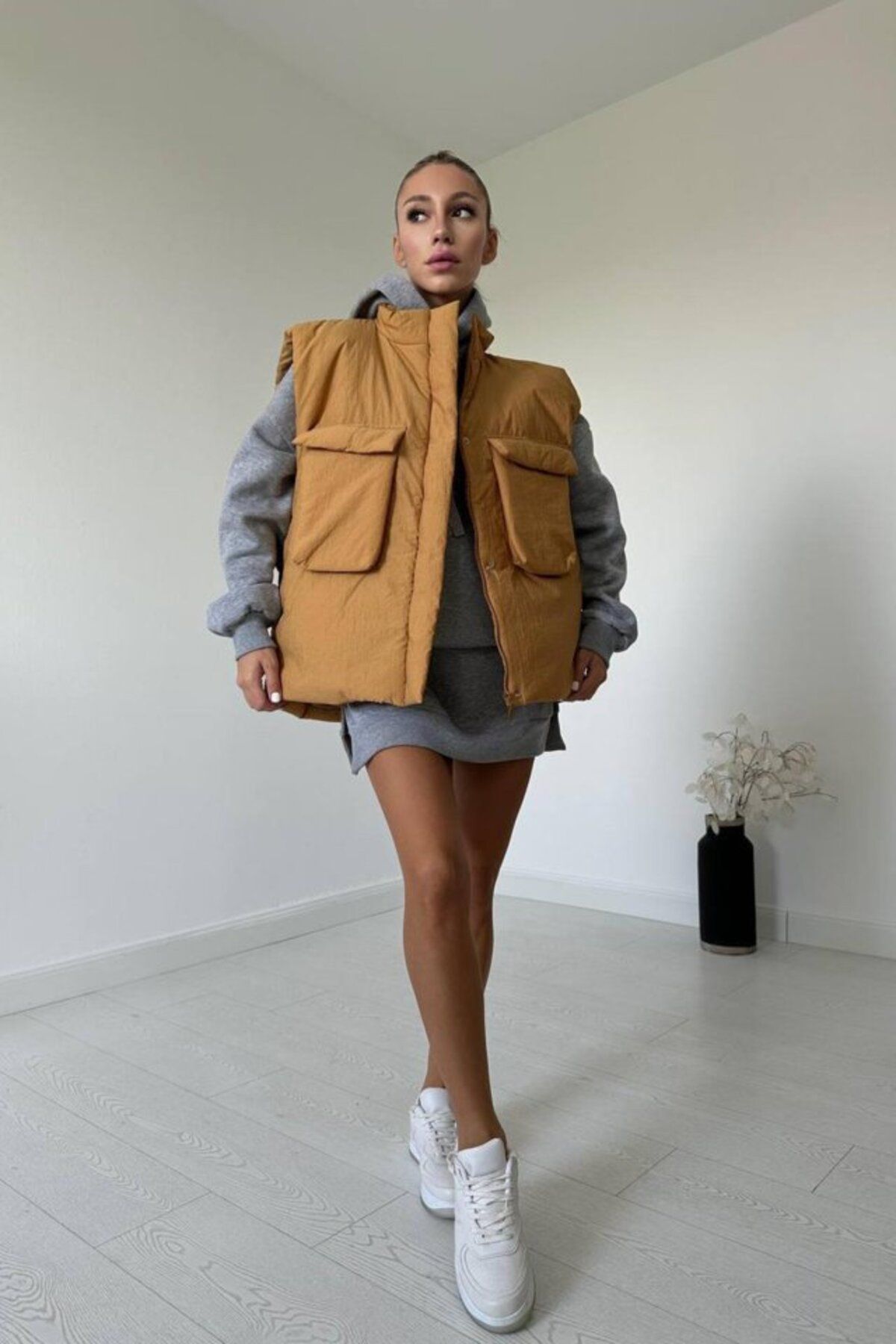 ARUZ MODA Camel Cepli Şişme Yelek