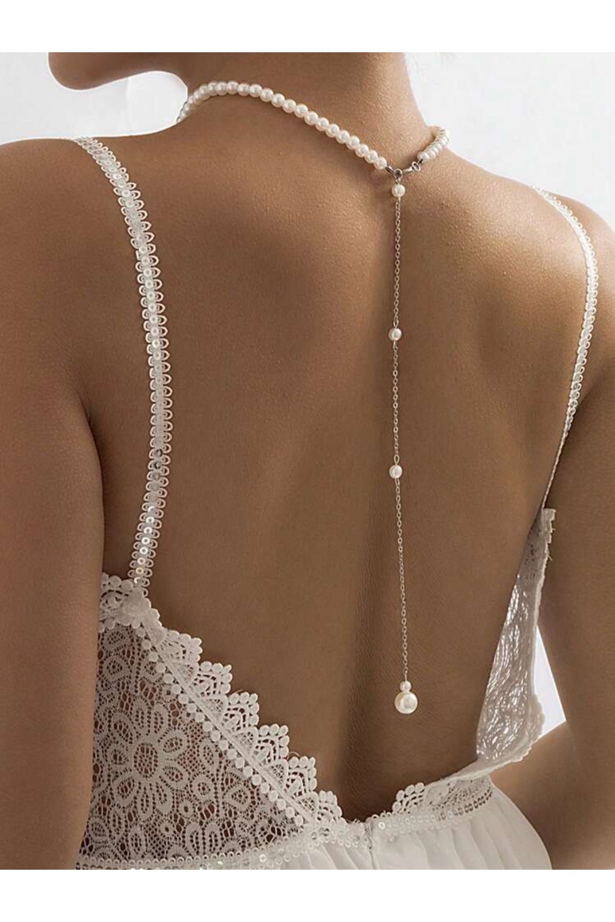La Saade Y2k Bride Series Minimal İnci Detaylı Uzun Sırt Kolyesi