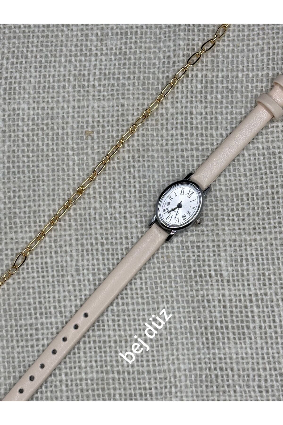 Brality Vintage Model Retro Still Minimal Kadın Kol Saati GÜMÜŞ Renk Kasa BEJ Kordon (Bileklikli) 0109