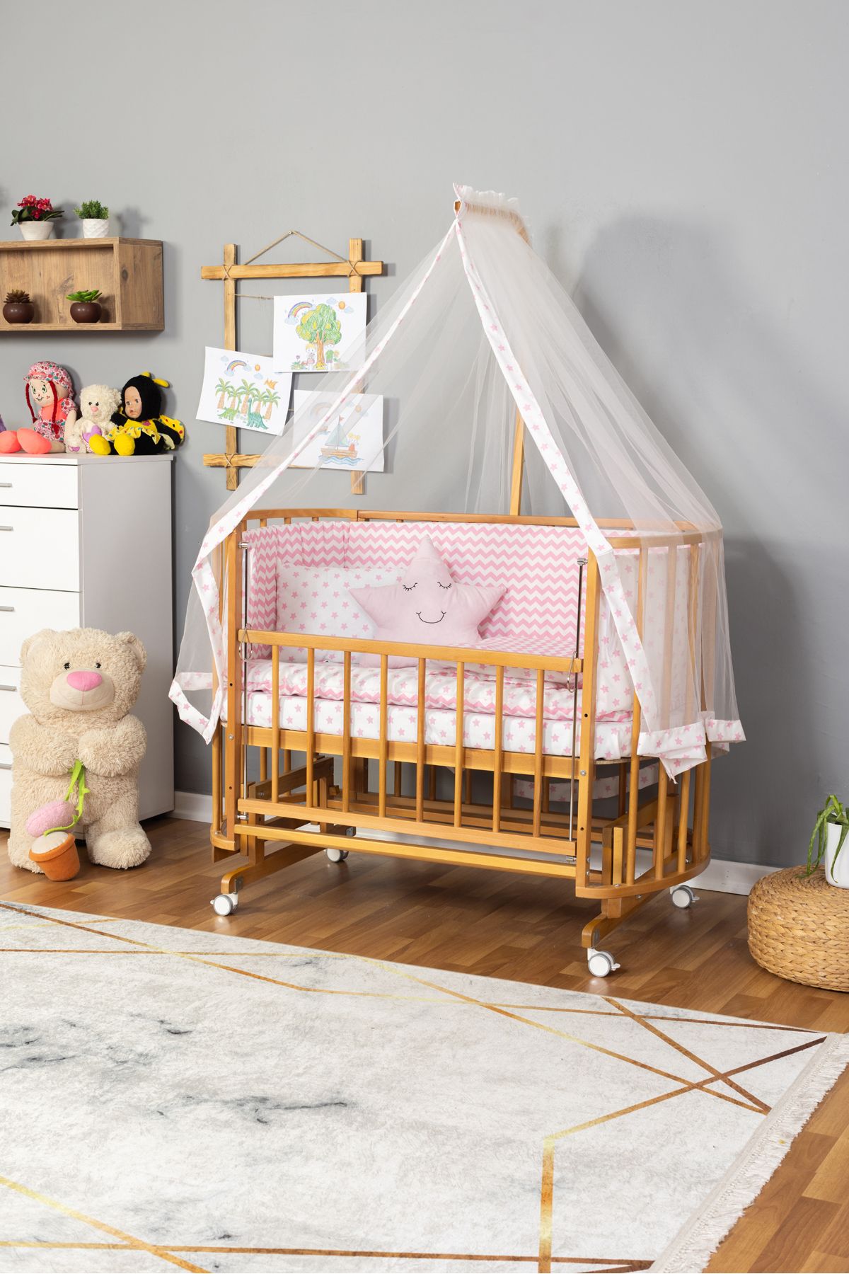 Carino Wins Ahşap Beşik Anne Yanı Yeni Doğan Papatya Doğal Bebek Beşiği PEMBE YILDIZ UYKU SETLİ + TEKERLEK