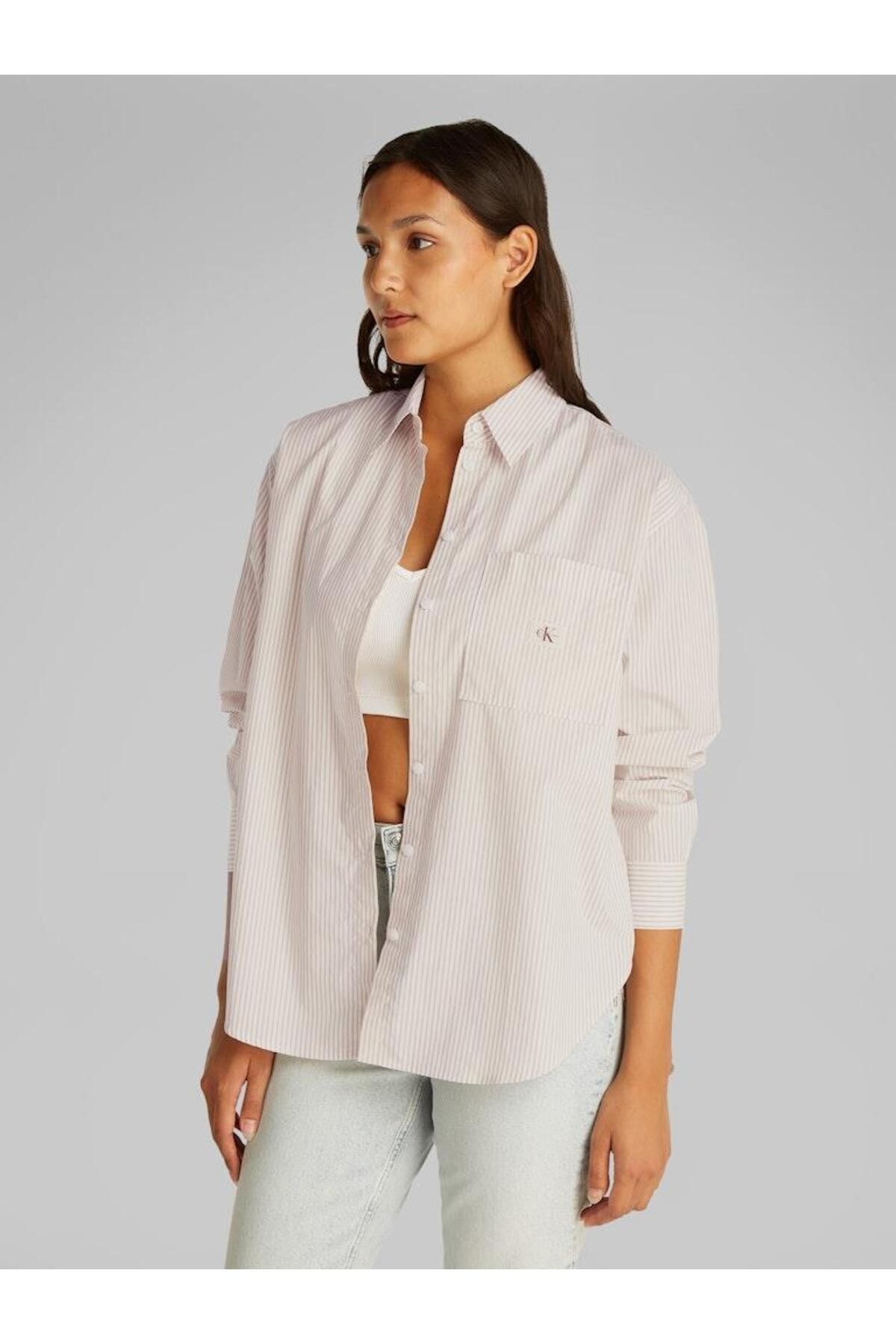 Calvin Klein Kadın WOVEN LABEL RELAXED SHIRT Gömlek