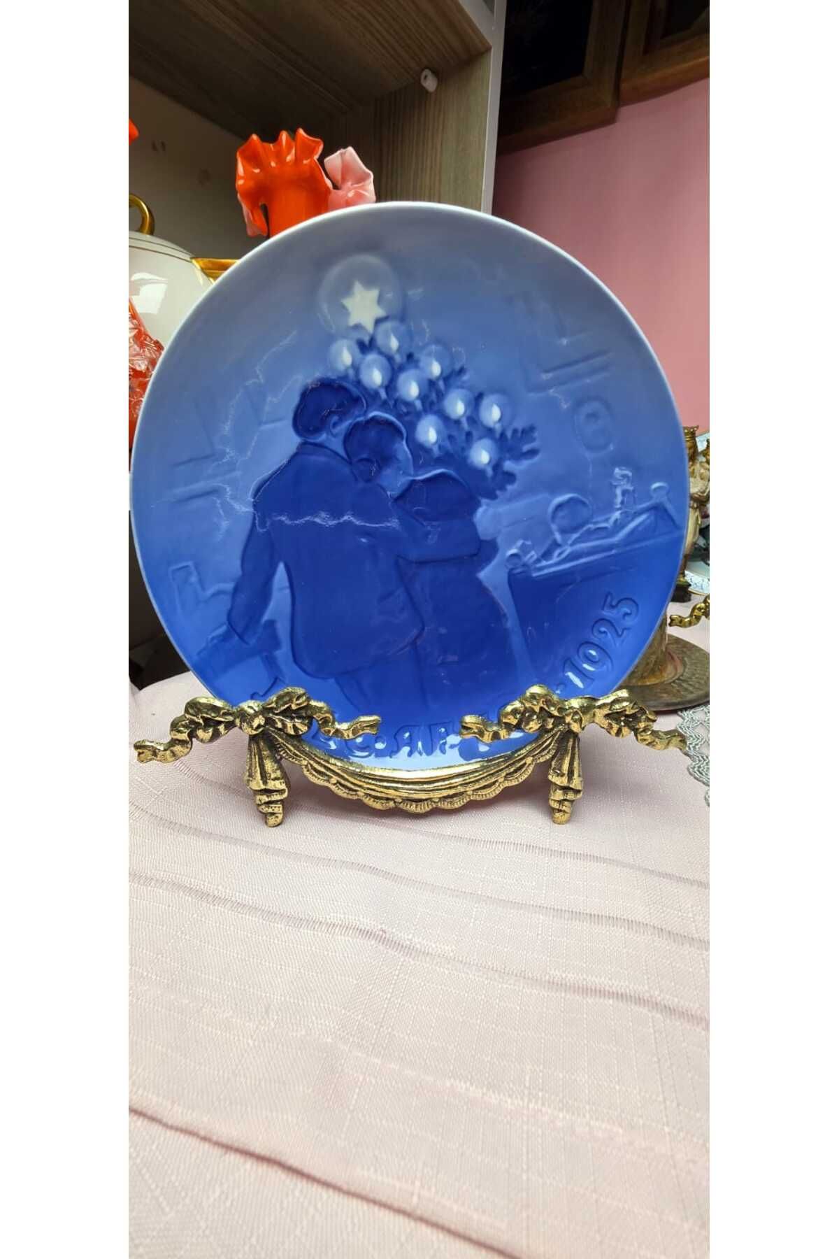 Royal Copenhagen Porselen Yıllar Serisi (1978 1992)19cm