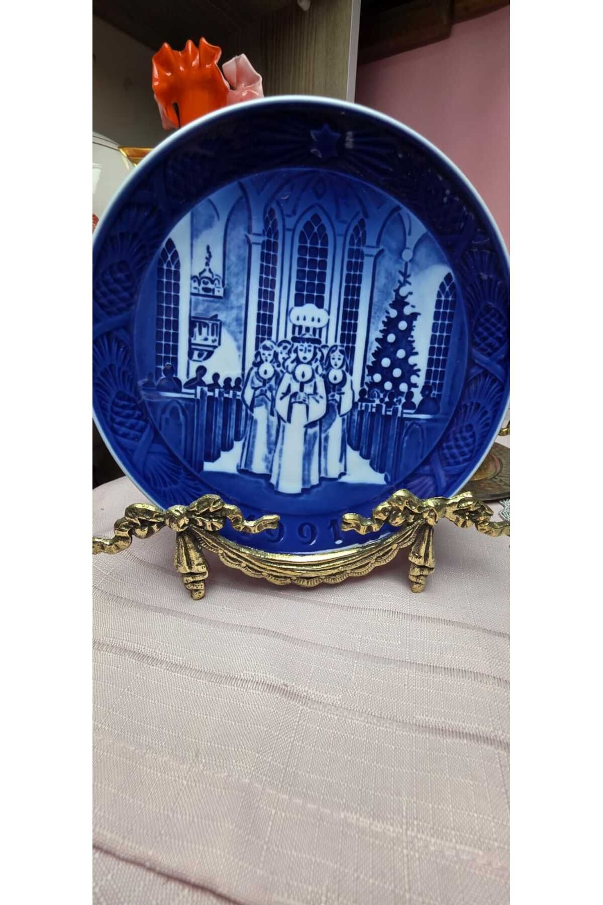 Royal Copenhagen Porselen Yıllar Serisi (1978 1992)19cm
