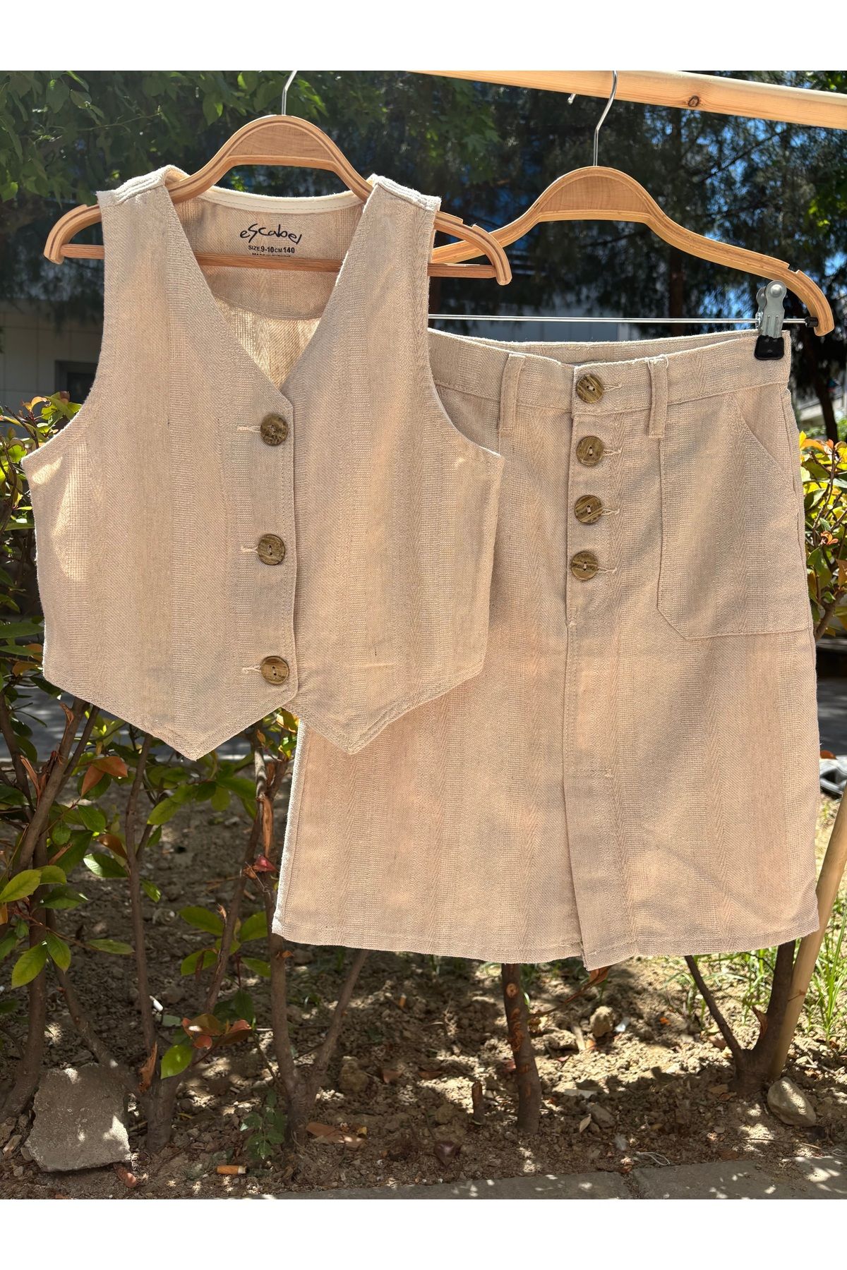 MODA Escabel naturel kız çocuk yelekli etek takım