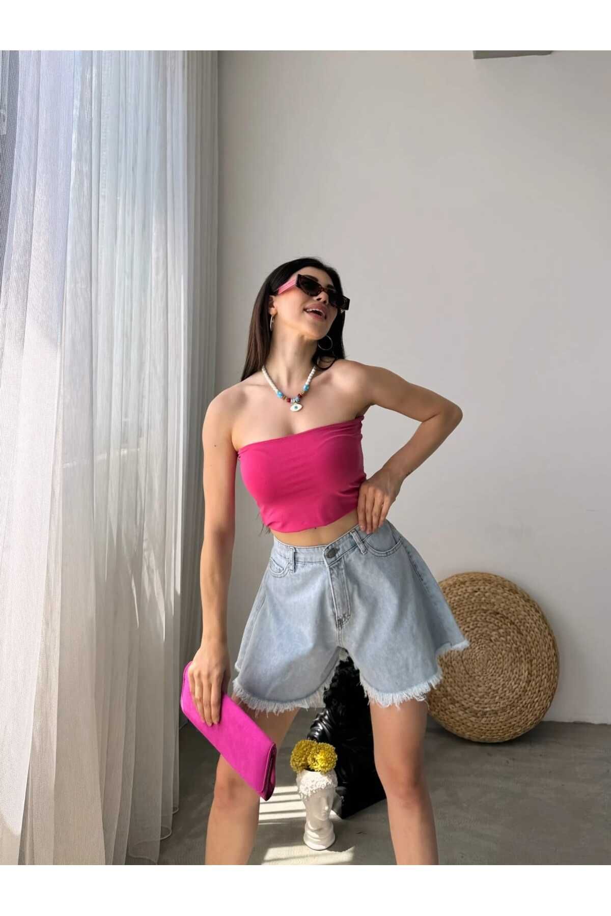 Zeliza Moda Evi Geniş Paça Püsküllü Denim Kadın Mini Şort
