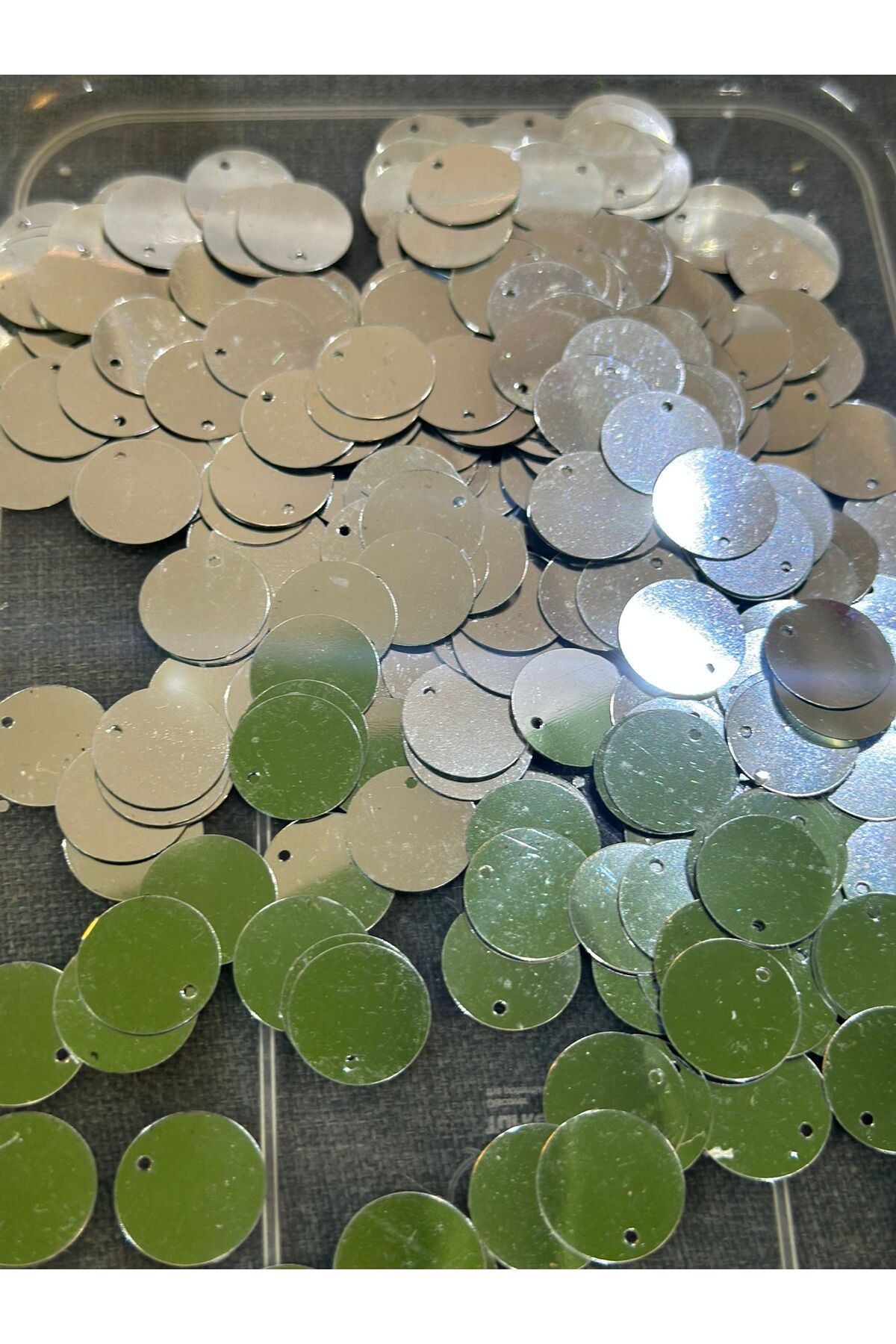 Gönülden Tasarım 20 GR DELİKLİ GÜMÜŞ RENK PUL PAYET 1 CM