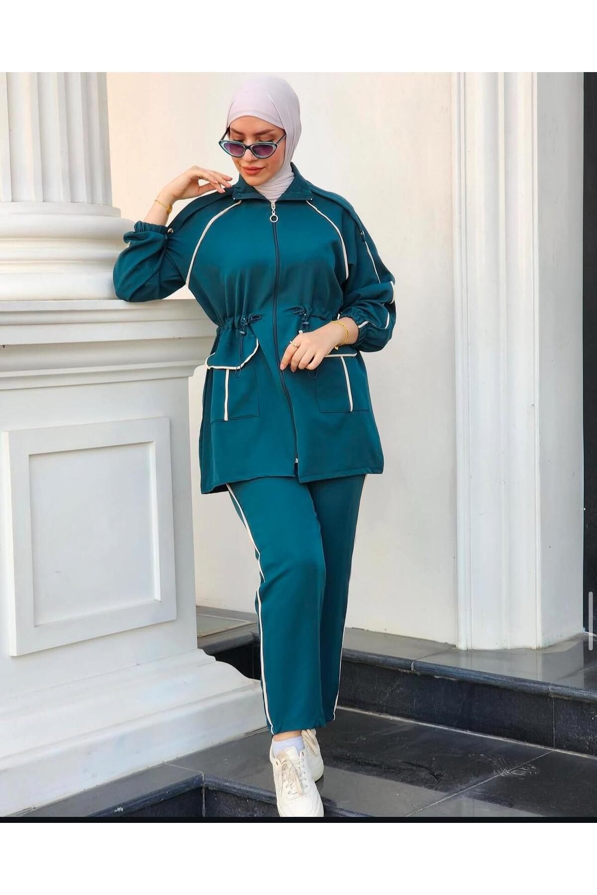 BURCU TESETTÜR Belden bağıcıklı cepli eşofman takımı