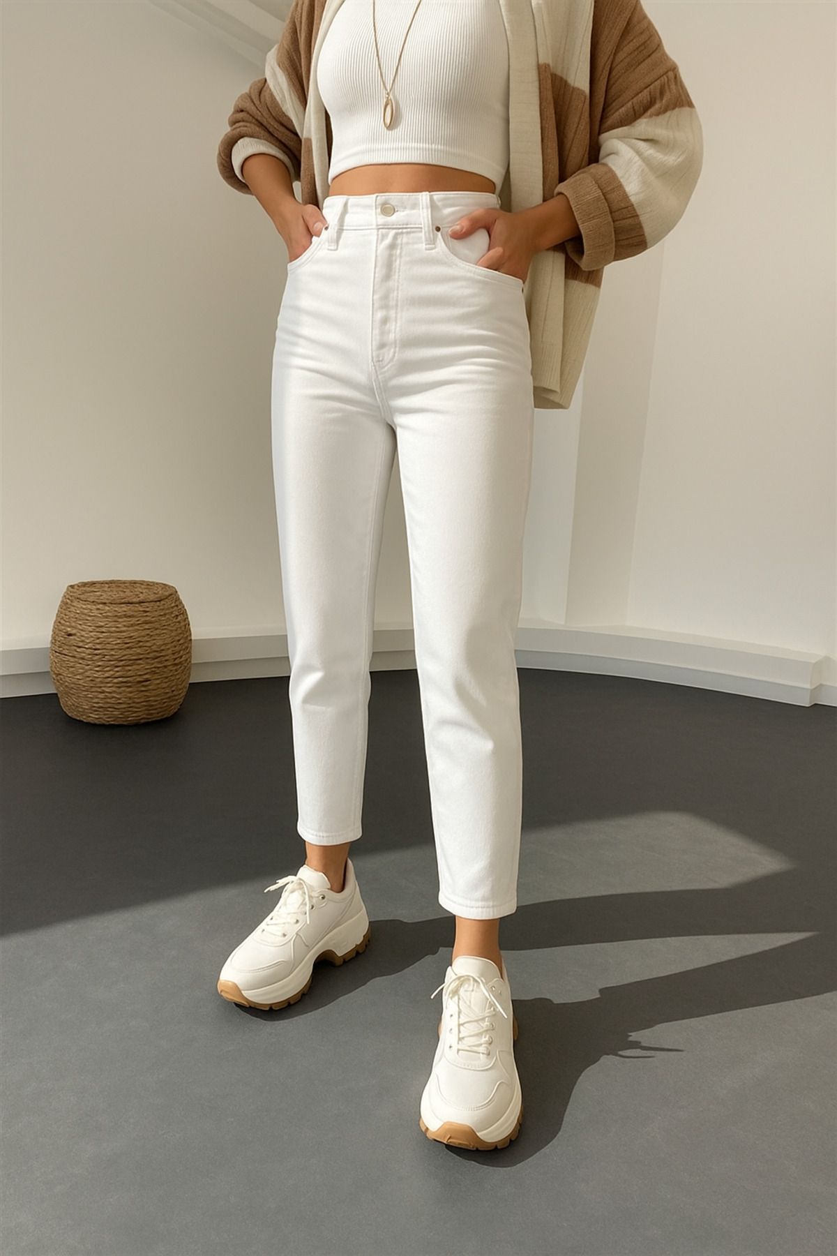incirgüneyi Yüksek Bel Likralı Beyaz Mom Jeans Esnek Kot Pantolon