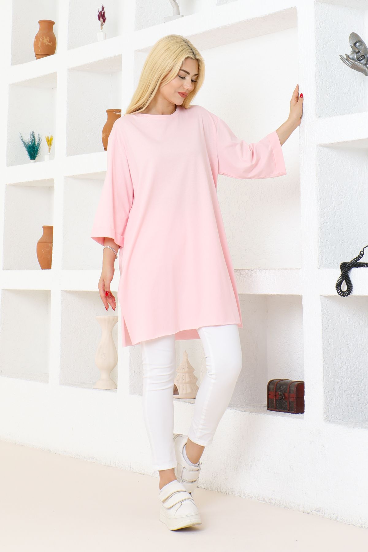 FATELLA Kadın Pembe Oversize Tunik Tişört – Yarım Kollu, Yuvarlak Yaka, Rahat Kesim
