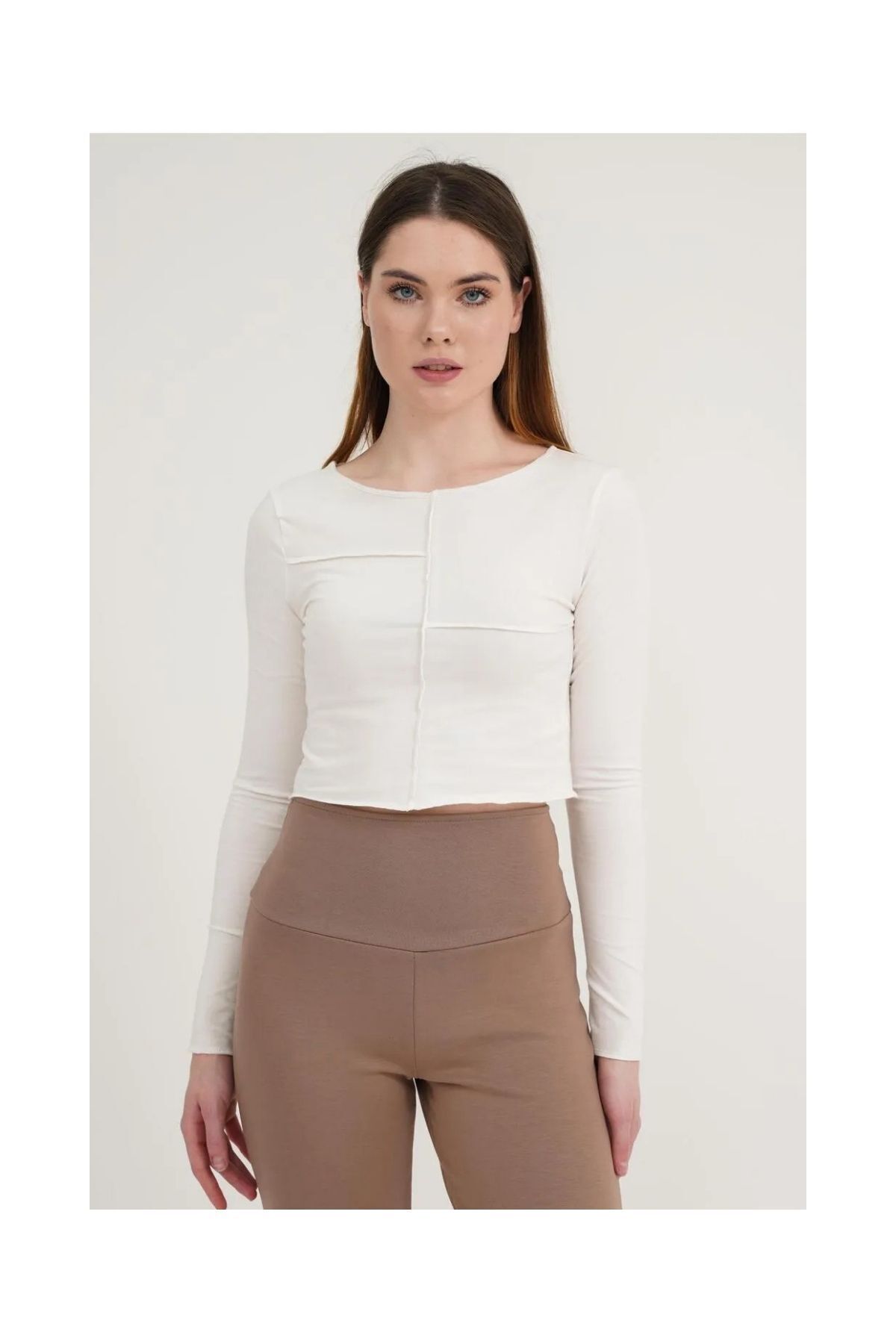 Le'sluette shadow of style Kadın Dikiş Detaylı Crop Ekru