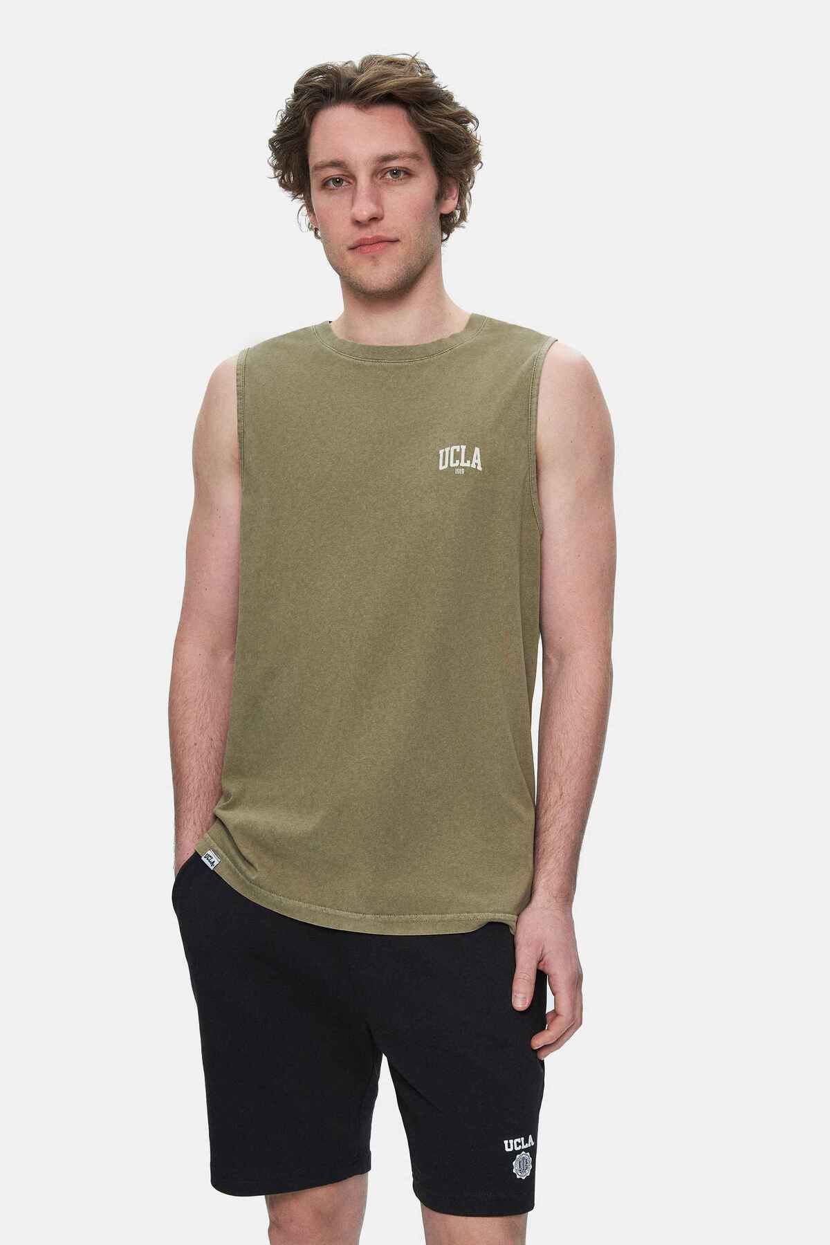 UCLA ELTON Koyu Haki Bisiklet Yaka Sıfır Kol Yıkamalı Baskılı Oversize Erkek Tshirt