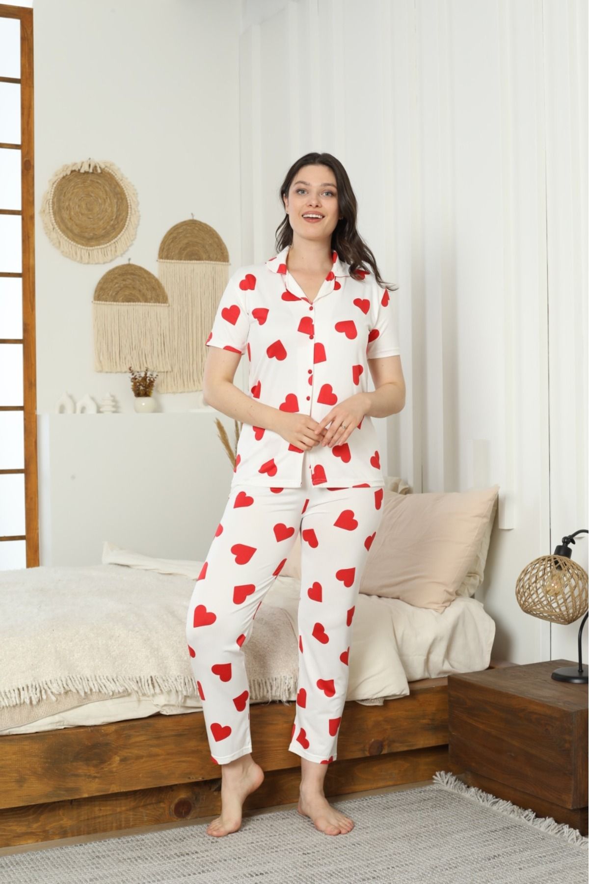 LİLA İÇ GİYİM Kadın Milan Düğmeli Kalp Desenli Beyaz Pijama Takımı
