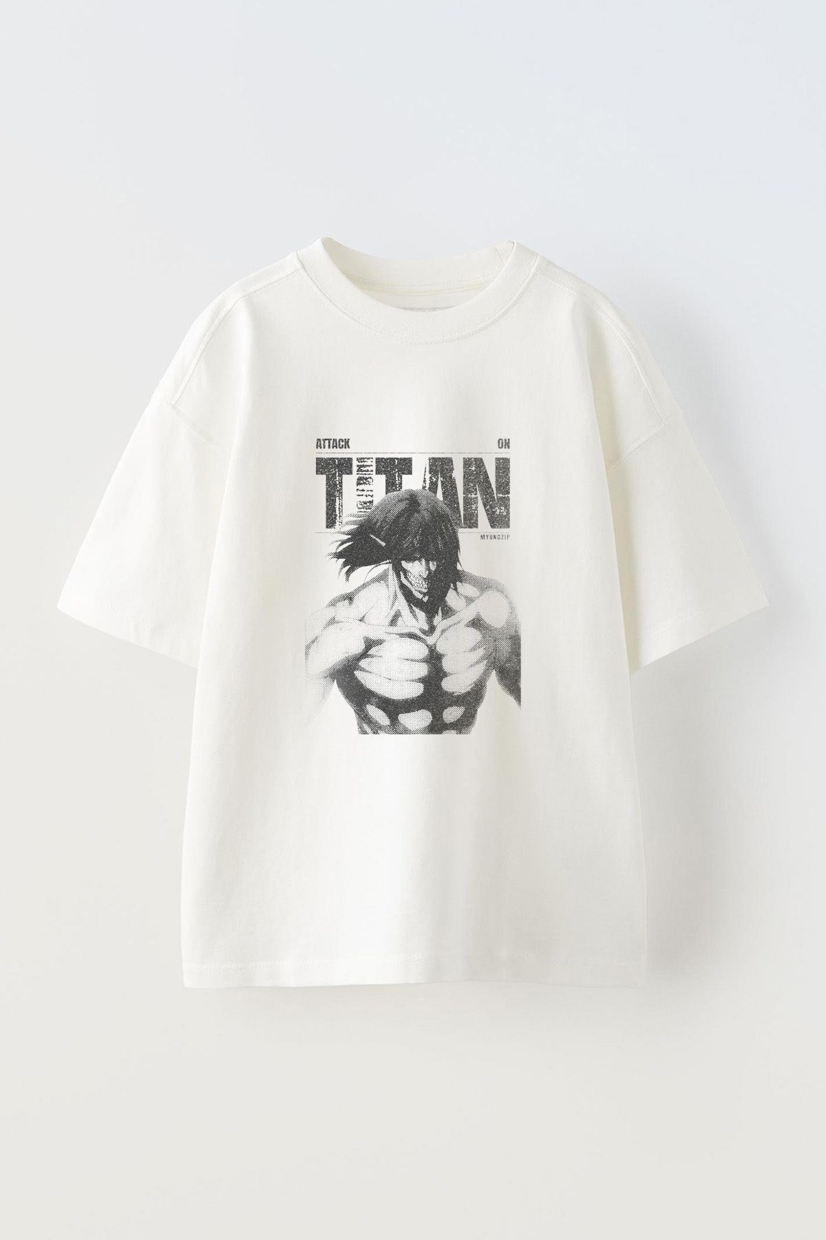 Anetos Attack Titan On Ön Baskılı Pamuk Beyaz Oversize T-shirt
