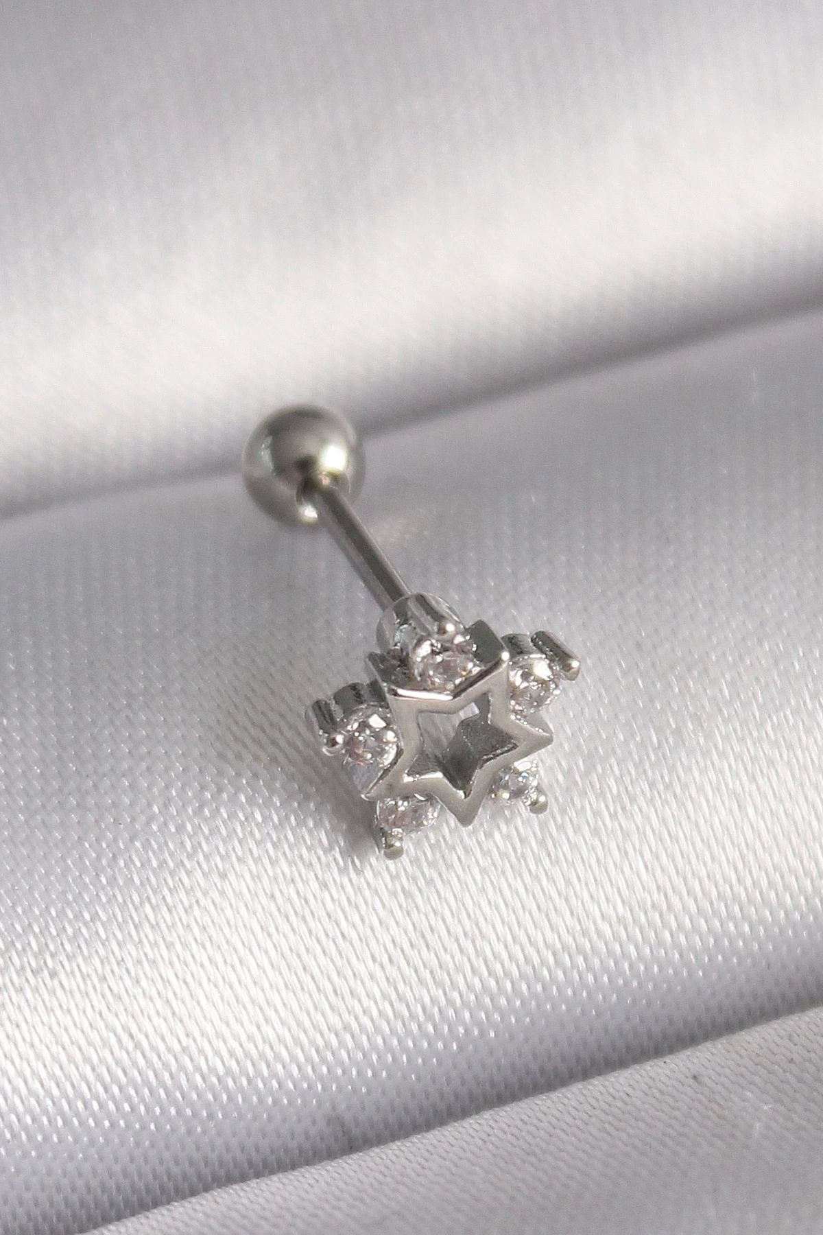 YNT İthalat 316L Çelik Gümüş Renk Zirkon Taşlı Yıldız Model Tragus Piercing