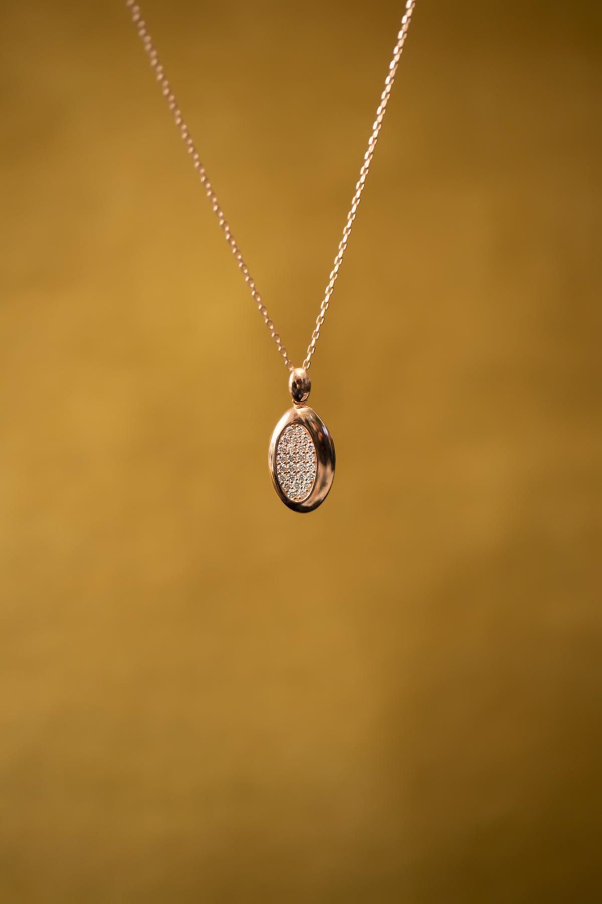 Ninova Silver Oval Model Rose Kaplama Gümüş Zirconia Kolye