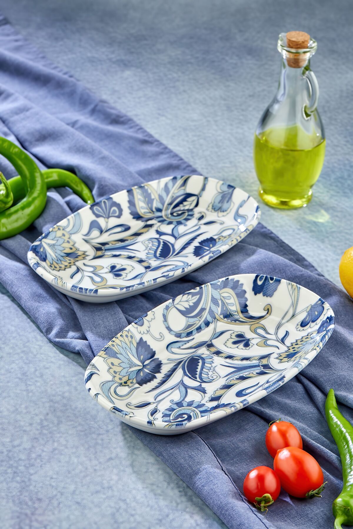 Cooker-Set of 2 Blue Patterned Oval Porcelain Presentation Plates 24.5 cm – Ethnic Elegance, Modern Presentation 4
