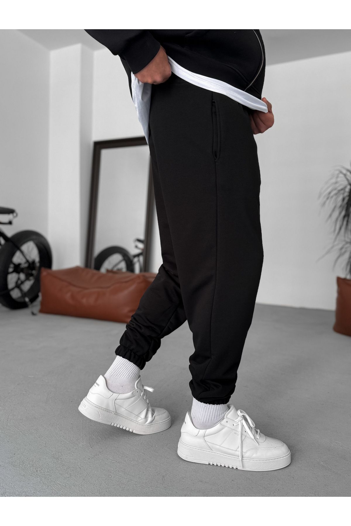 BYBASICMAN-Black Three Thread Elastic Sweatpants By-071 4