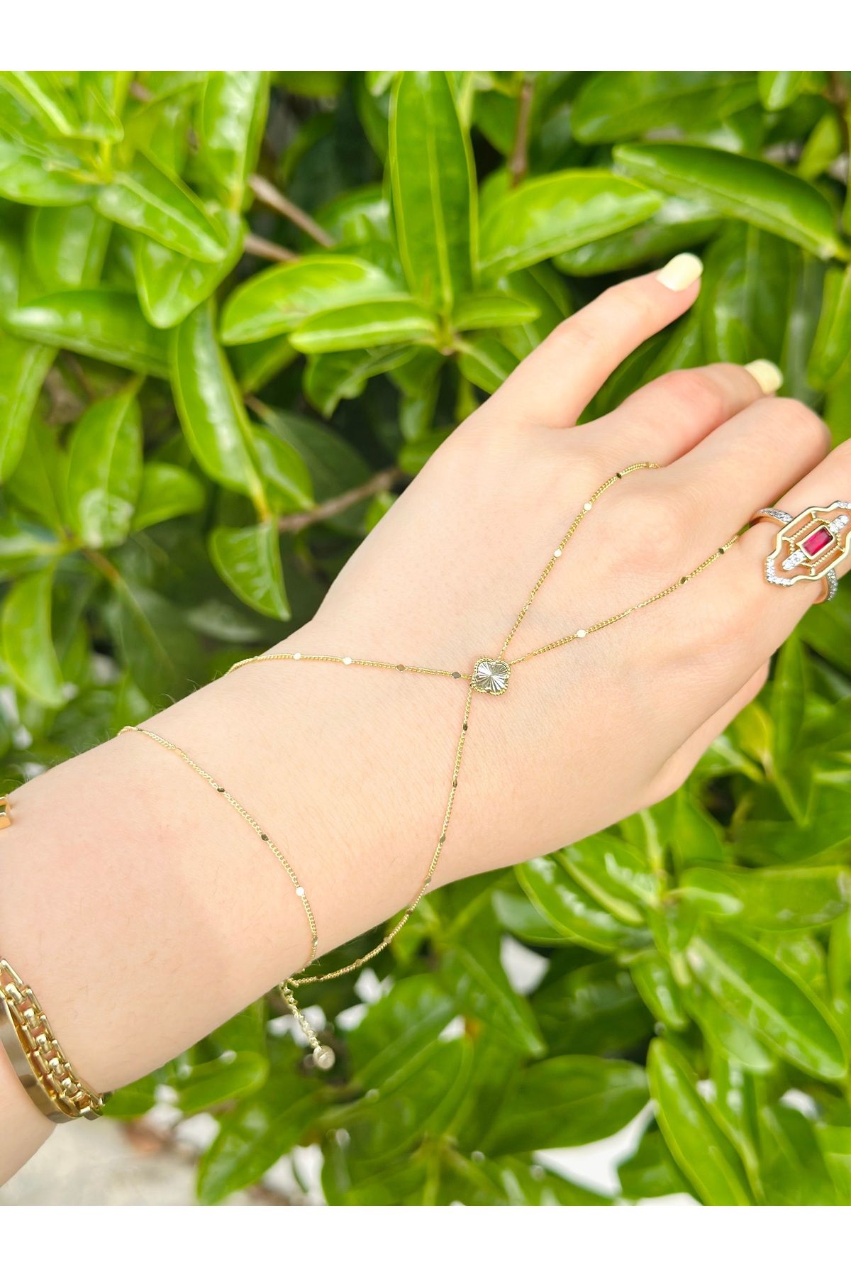 shop Cleef pullu gold zincirli Şahmeran