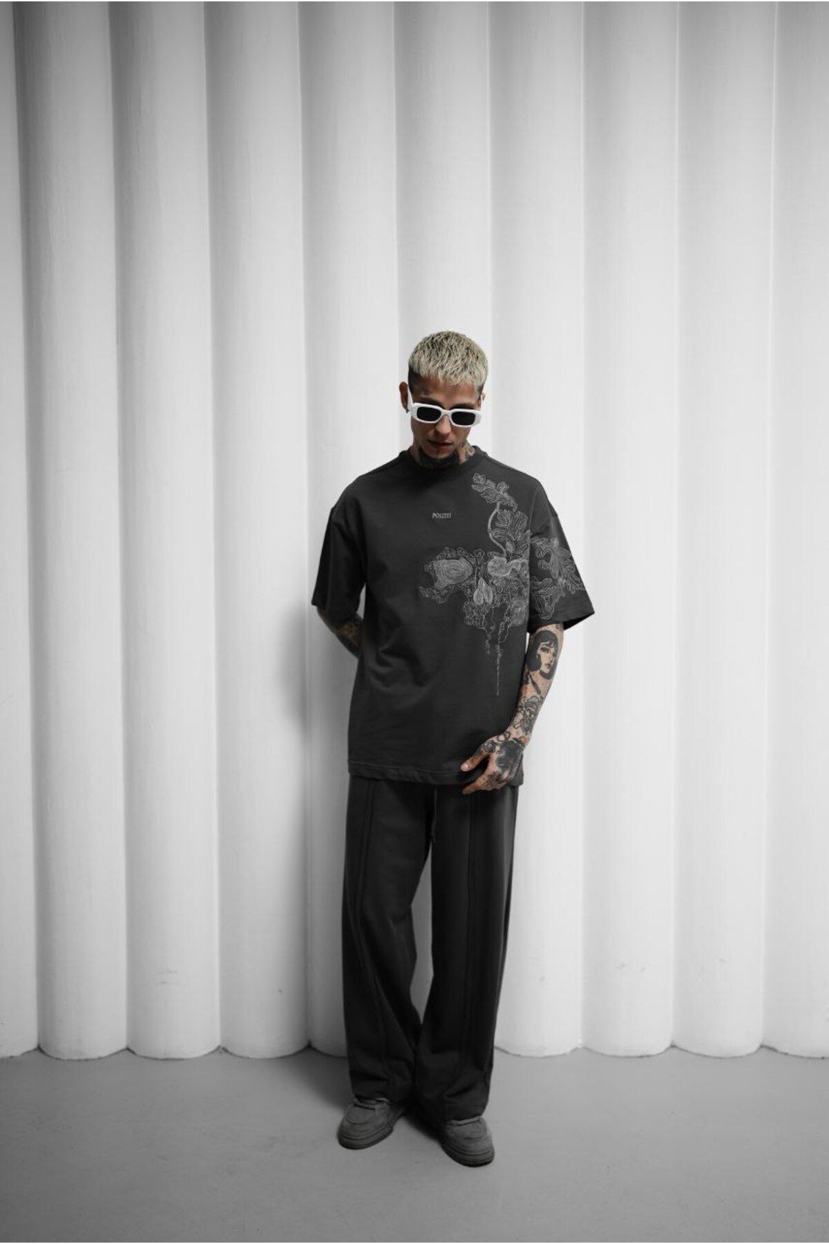 Nyctophilia Wear Kurukafa ve Yazı Nakış Detaylı Oversize T-Shirt