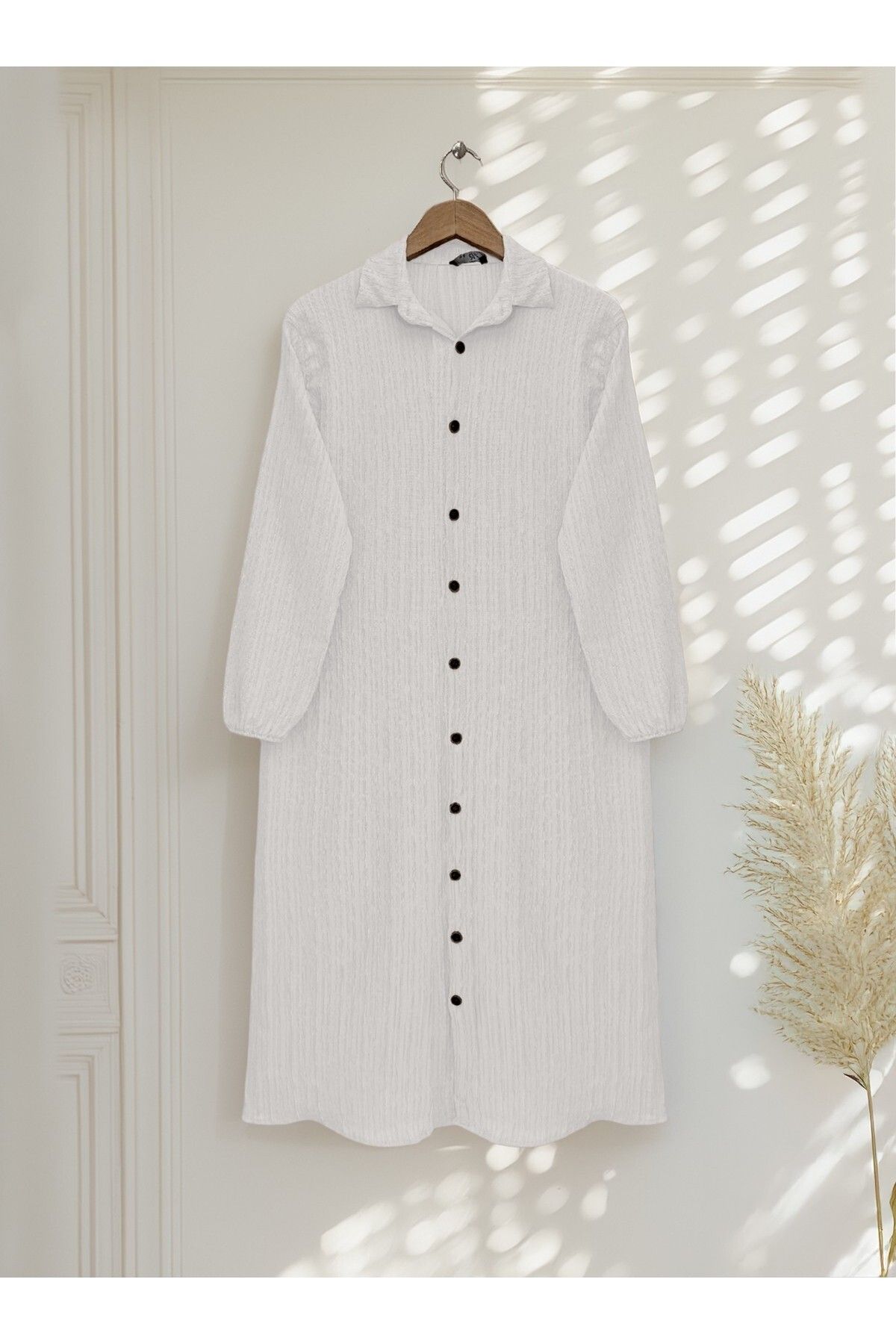 Modamorfo-Long Crinkle Tunic with Buttons and Elastic Sleeves - White 5