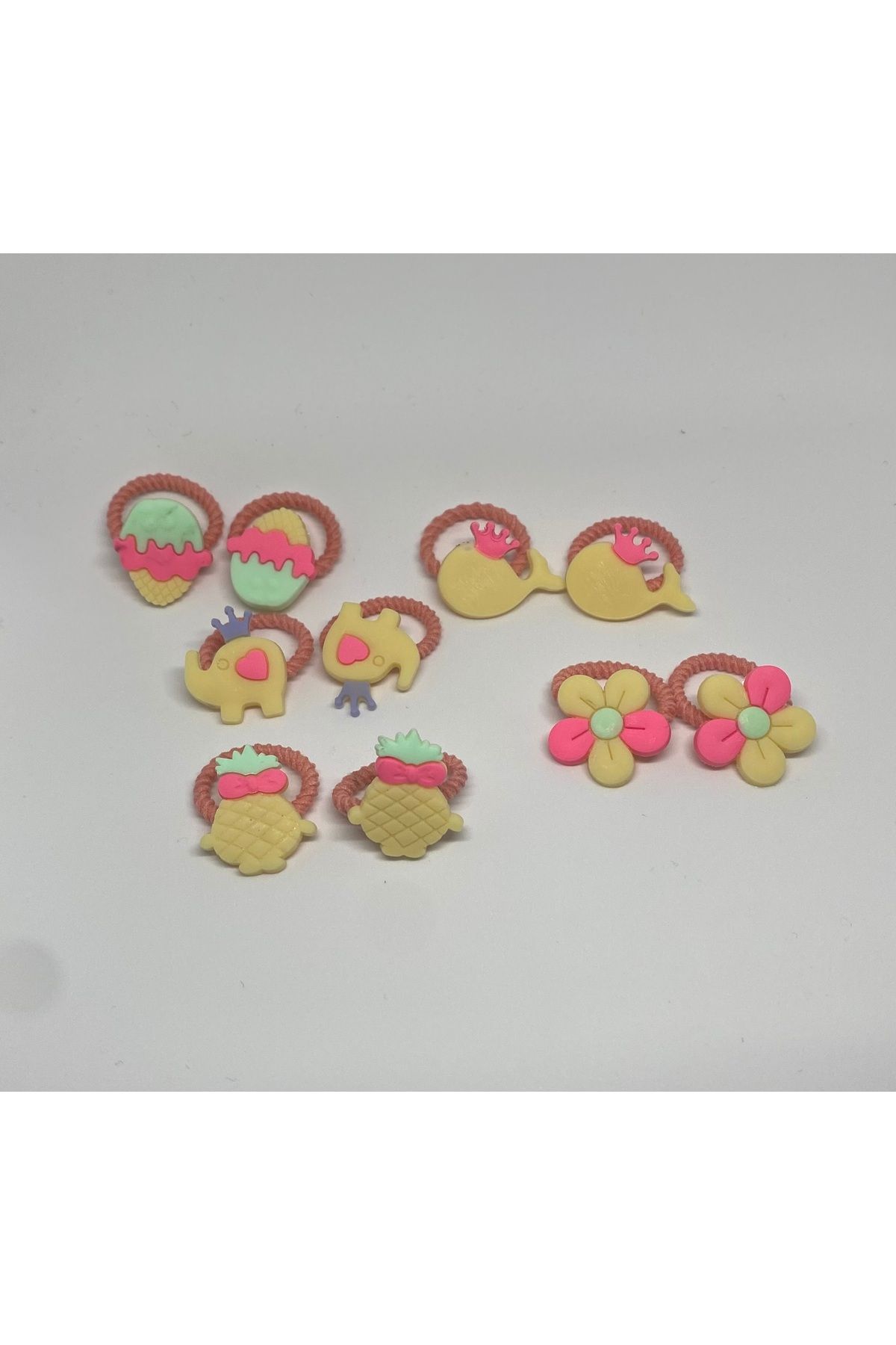 AYLİZİN BUTİĞİ 10’lu figürlü mini lastik toka