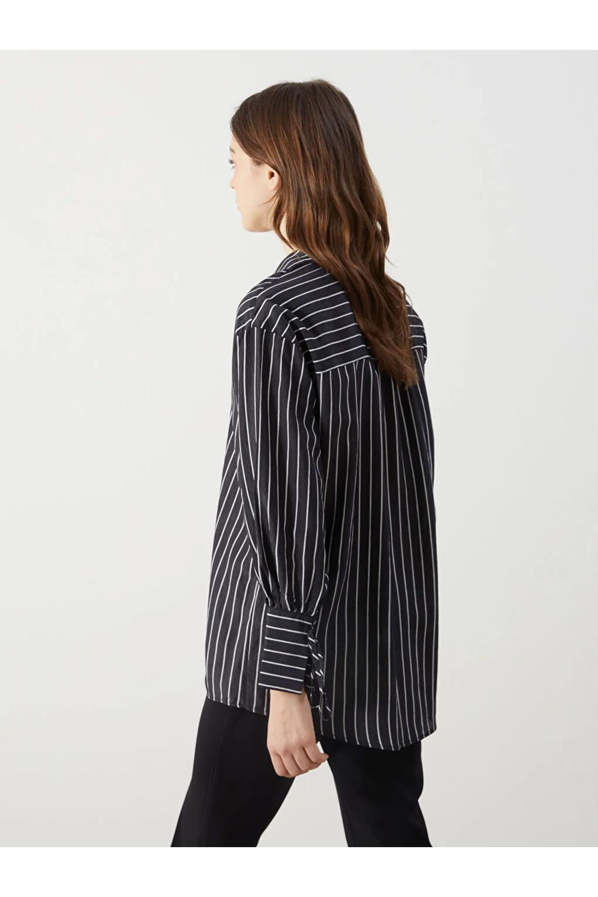 LC Waikiki LCW Modest Siyah Çizgili Oversize Kadın Gömlek Tunik