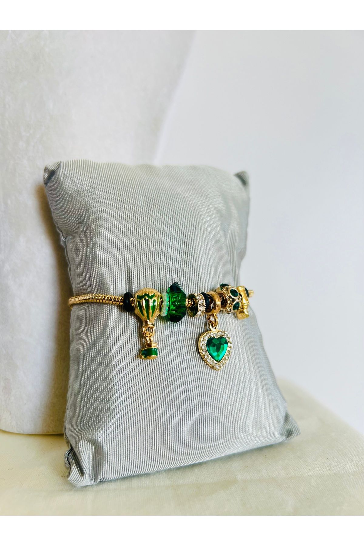 Enki Design Charmlı Çelik Bileklik