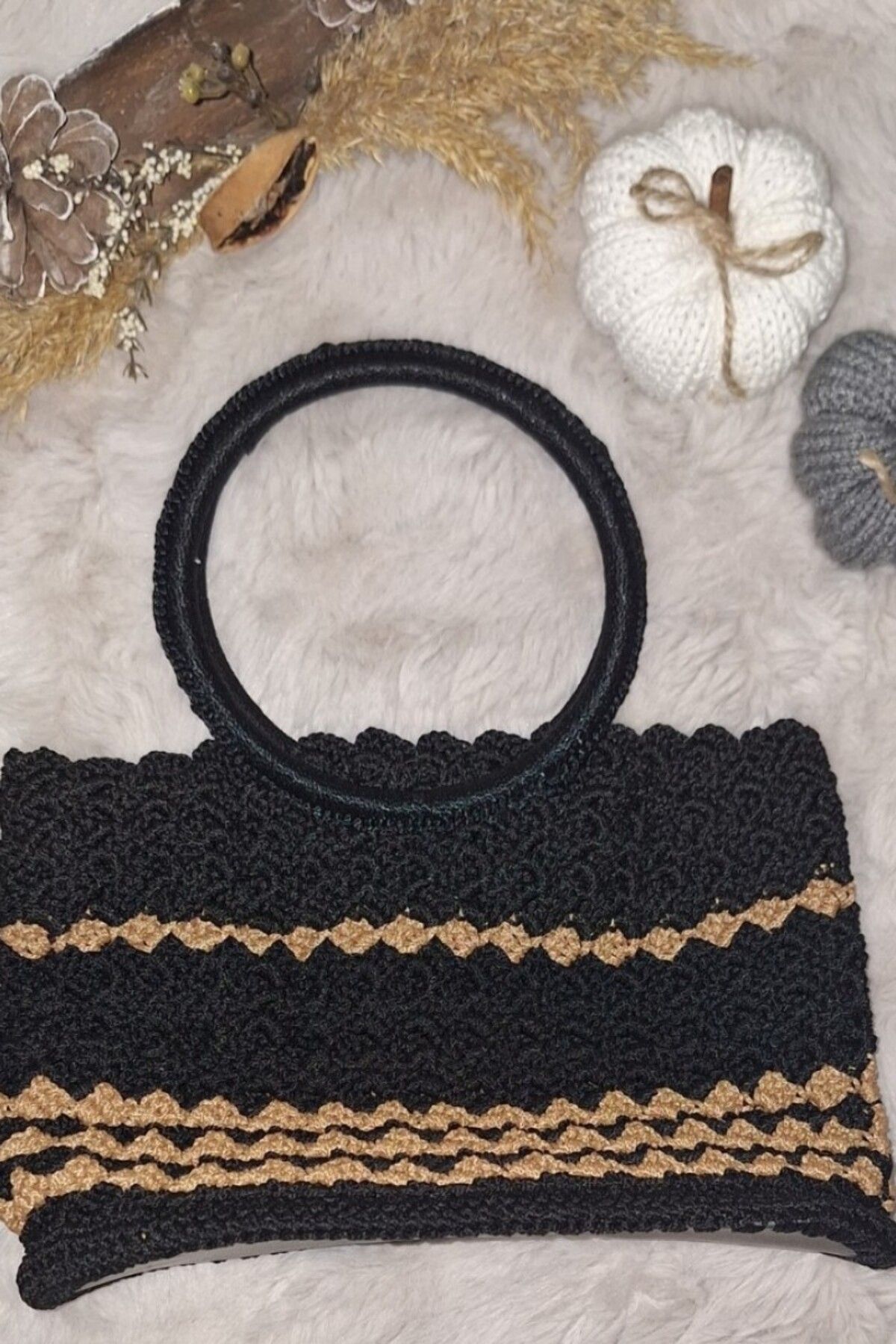 Butik KADIN SİYAH HALKA SAPLI ÇANTA
