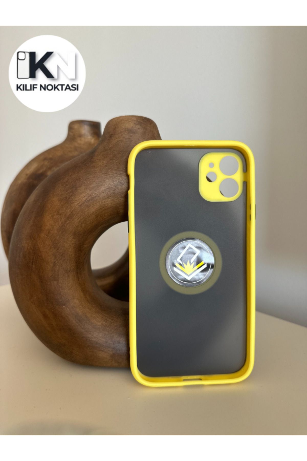 KILIF DEPOSU Iphone 11 Uyumlu Yüzüklü Masa Destekli Sarı Kılıf