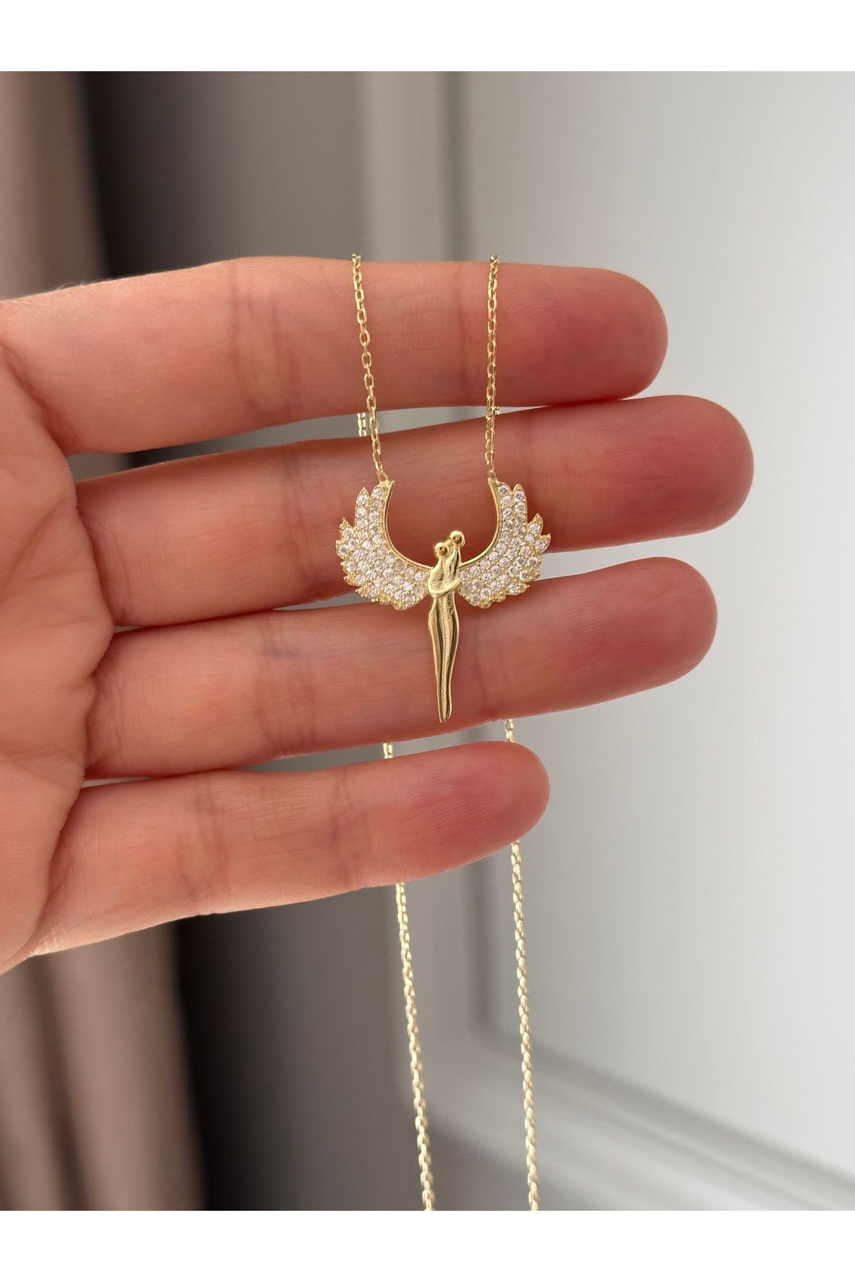 emy by emel luxury silver jewelry Altın Kaplama Taşlı Angel Kolye 925 Ayar Gümüş