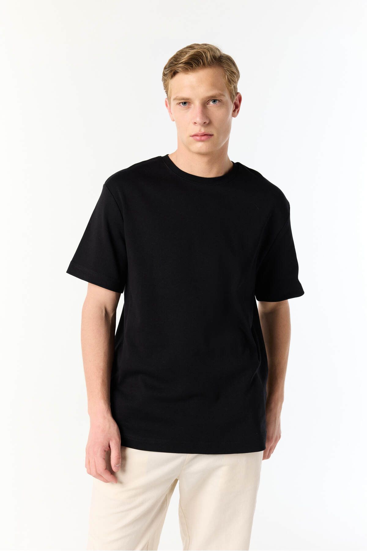 Mudo BİSİKLET YAKA KISA KOLLU T-SHIRT