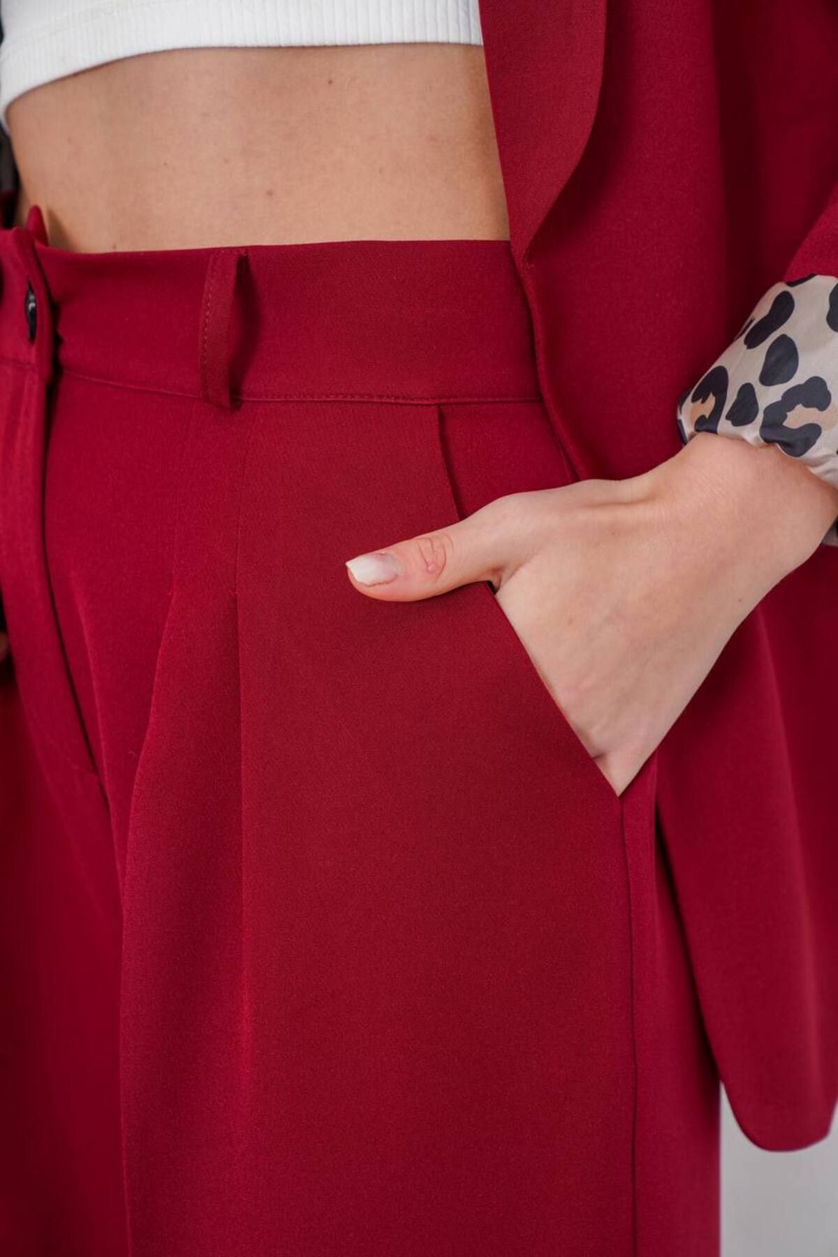 MODESTRIA Yüksek Bel Pens Detaylı Geniş Paça Kumaş Pantolon