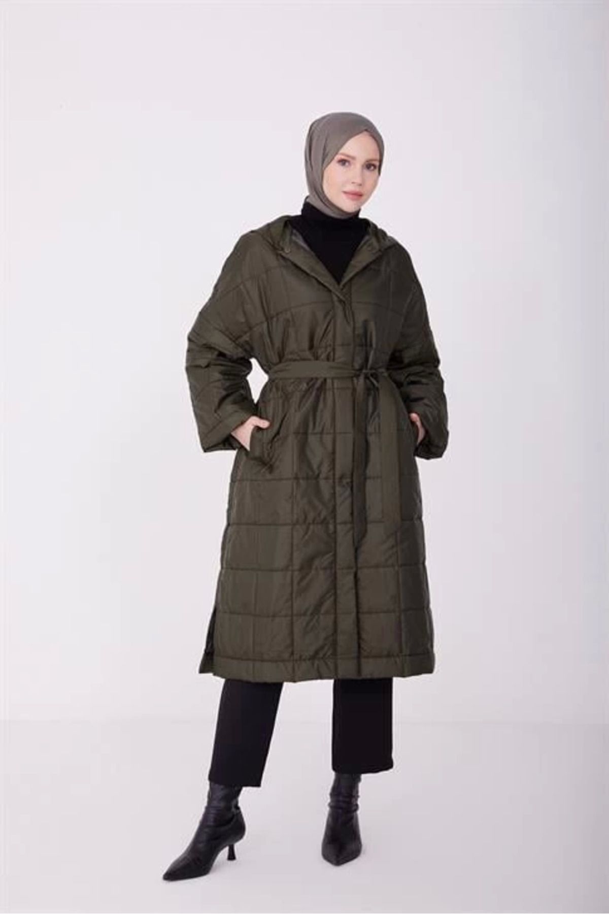 aradimtaradim Armine Seyyar Kapişonlu Kaban 22K7821 Haki