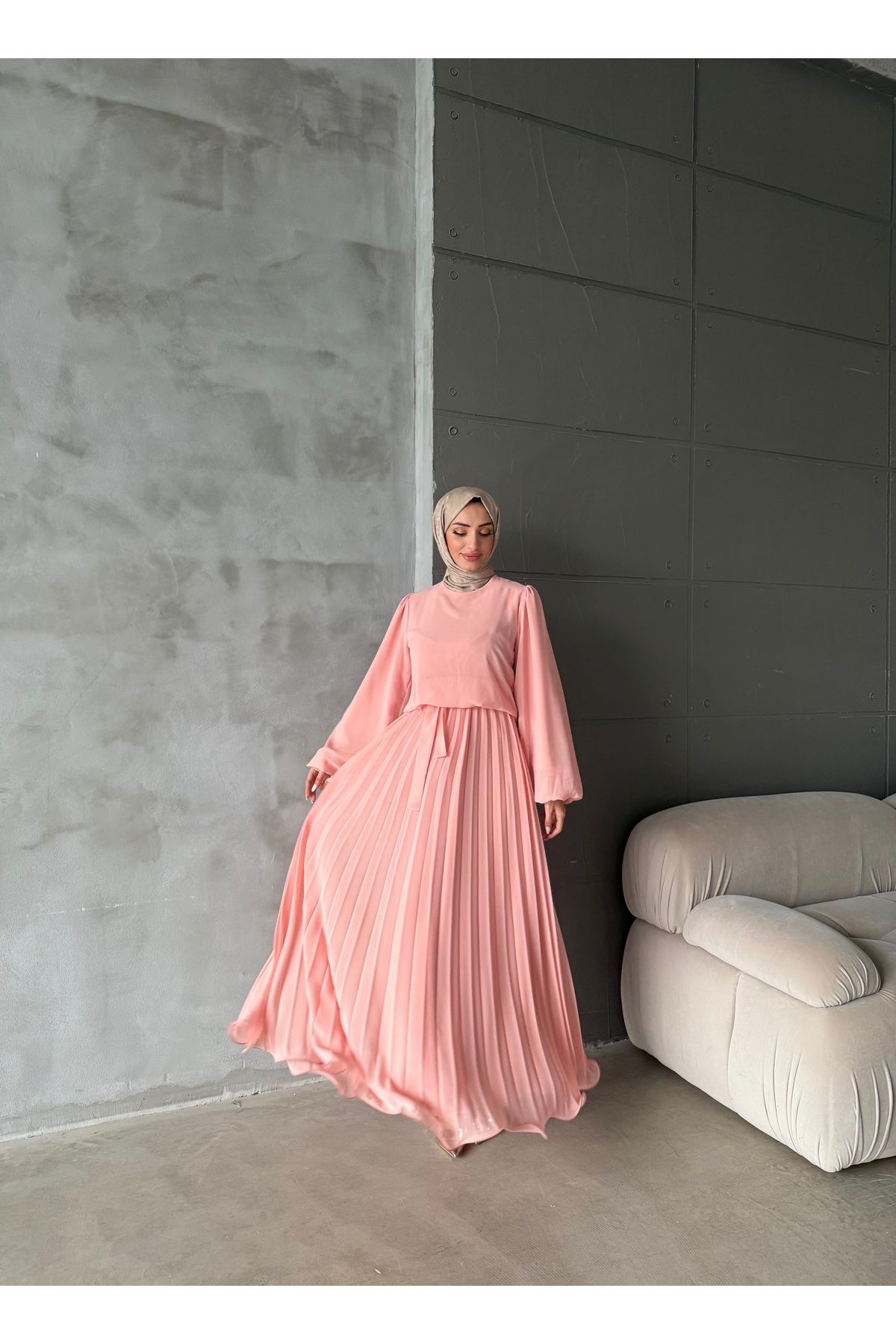 Aranlı tekstil ŞİFON KUMAŞ ETEĞİ PİLİSELİ TESETTÜR ABİYE/ELBİSE