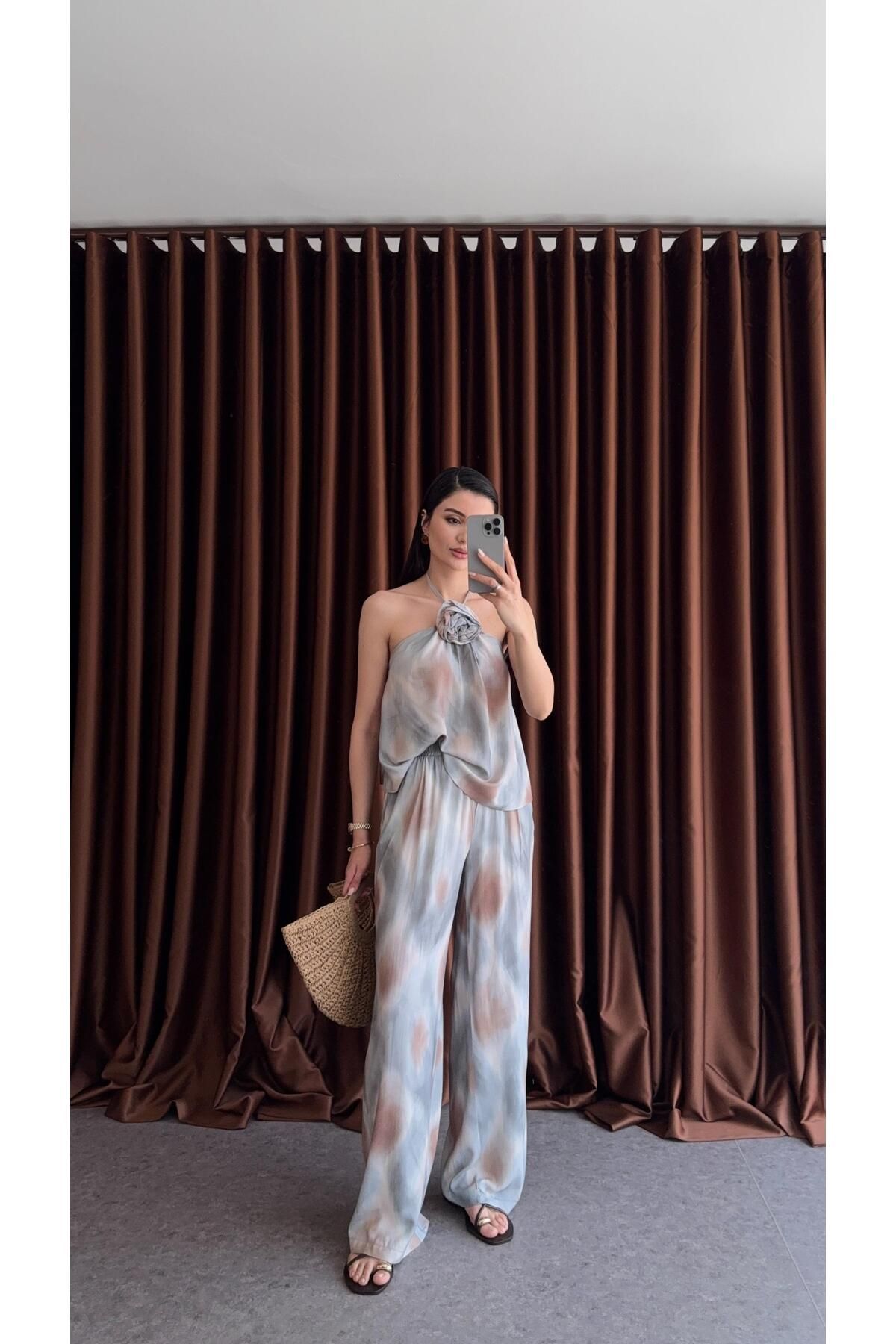 HAZELANNA Gül Detaylı Takım