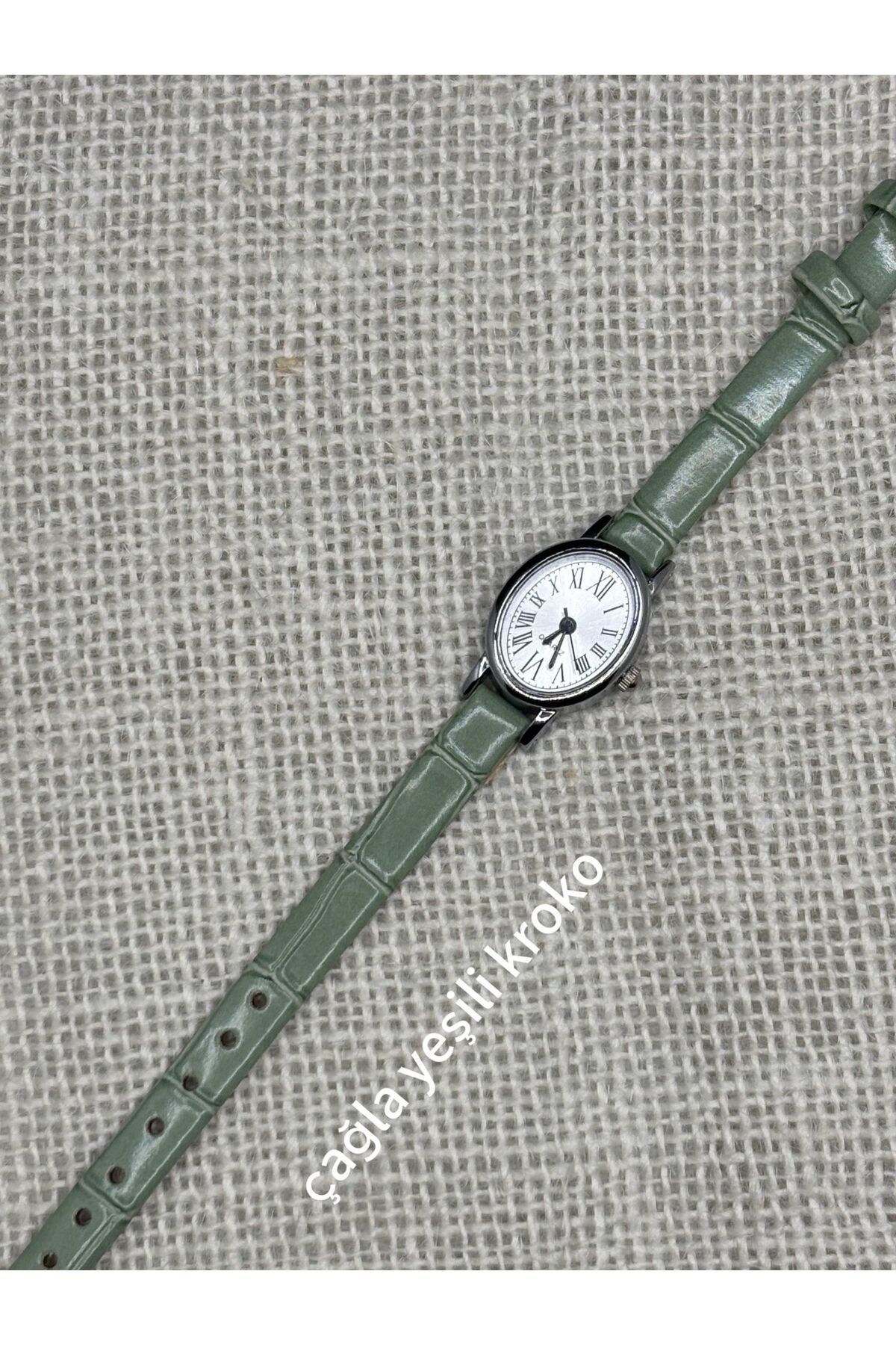 Brality Minimal Kadın Kol Saati Retro Still Vintage Model GÜMÜŞ Renk Kasa ÇAĞLA YEŞİLİ Kordon 0109