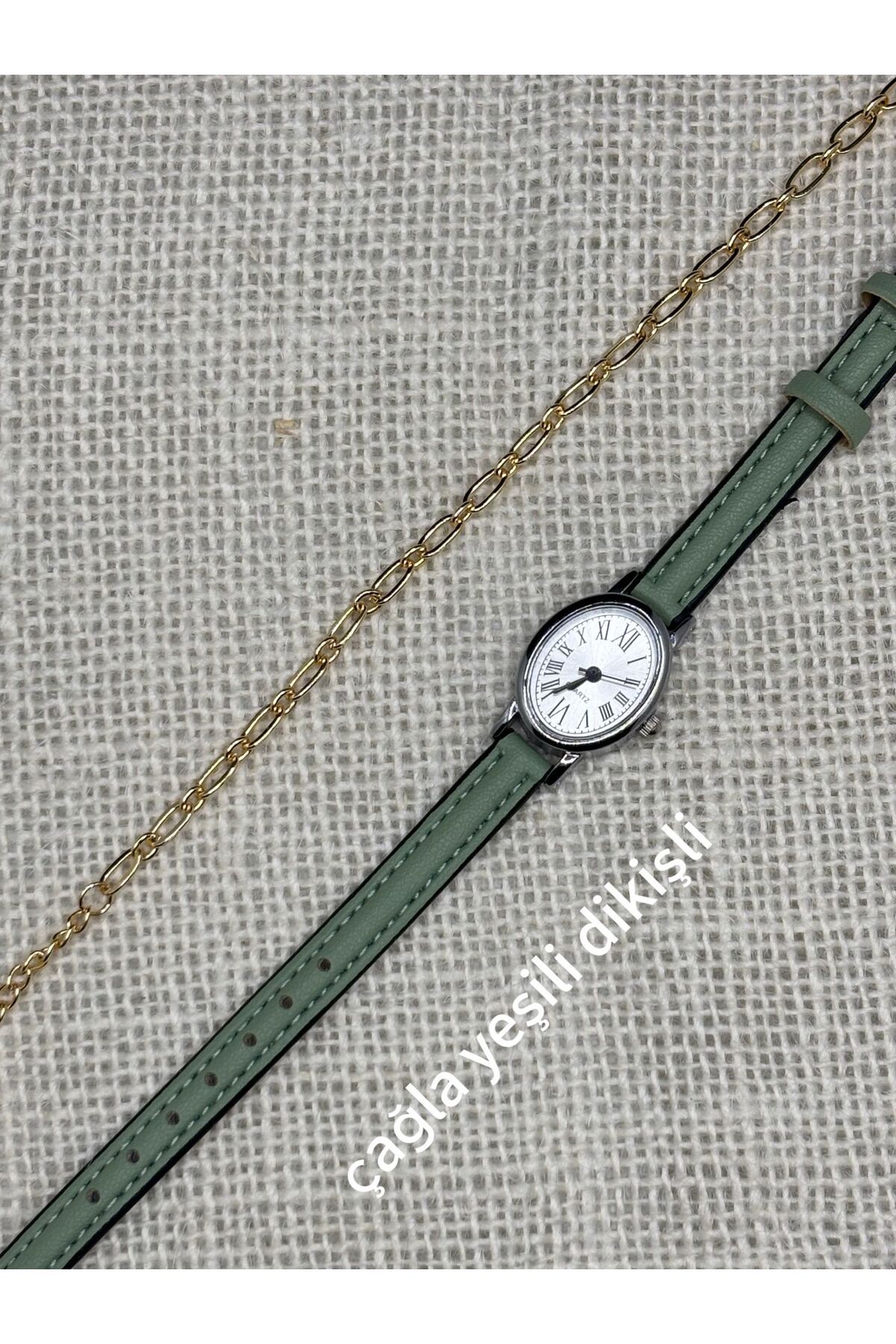 Brality Retro GÜMÜŞ Renk Kasa ÇAĞLA YEŞİLİ Kordon Vintage Model Minimal Kadın Kol Saati (BİLEKLİKLİ) 0109