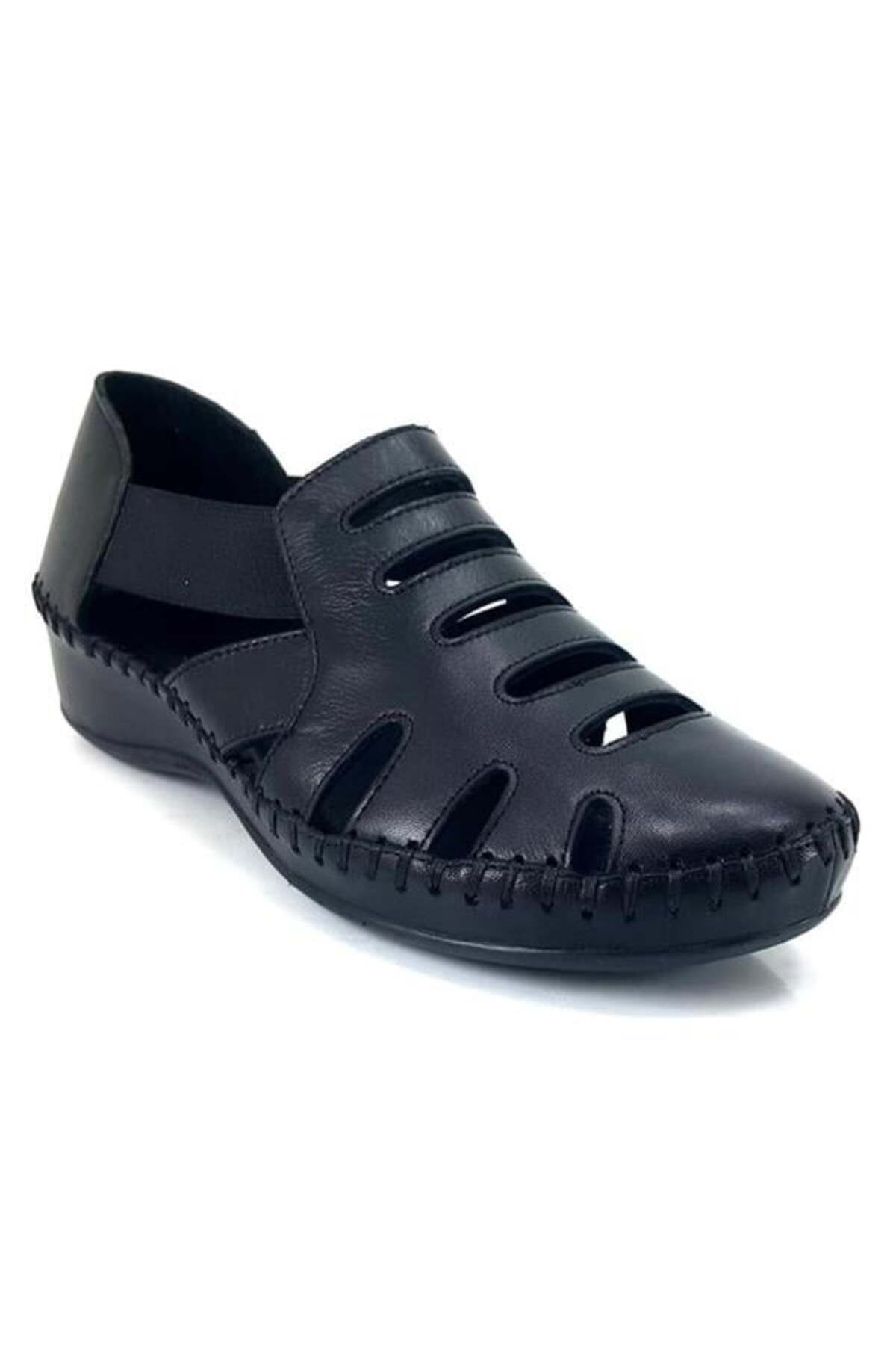 Venüs 18791395 Günlük Hakiki Deri Sandalet-Siyah