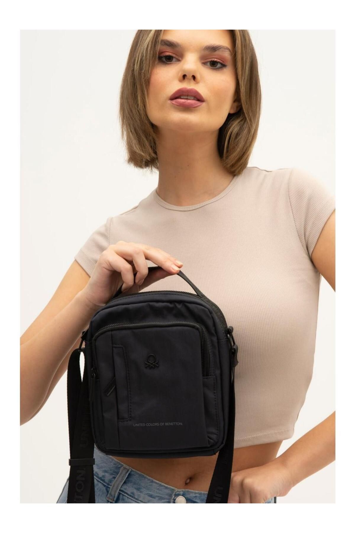United Colors of Benetton Erkek Omuz Çantası Lacivert BNT1264