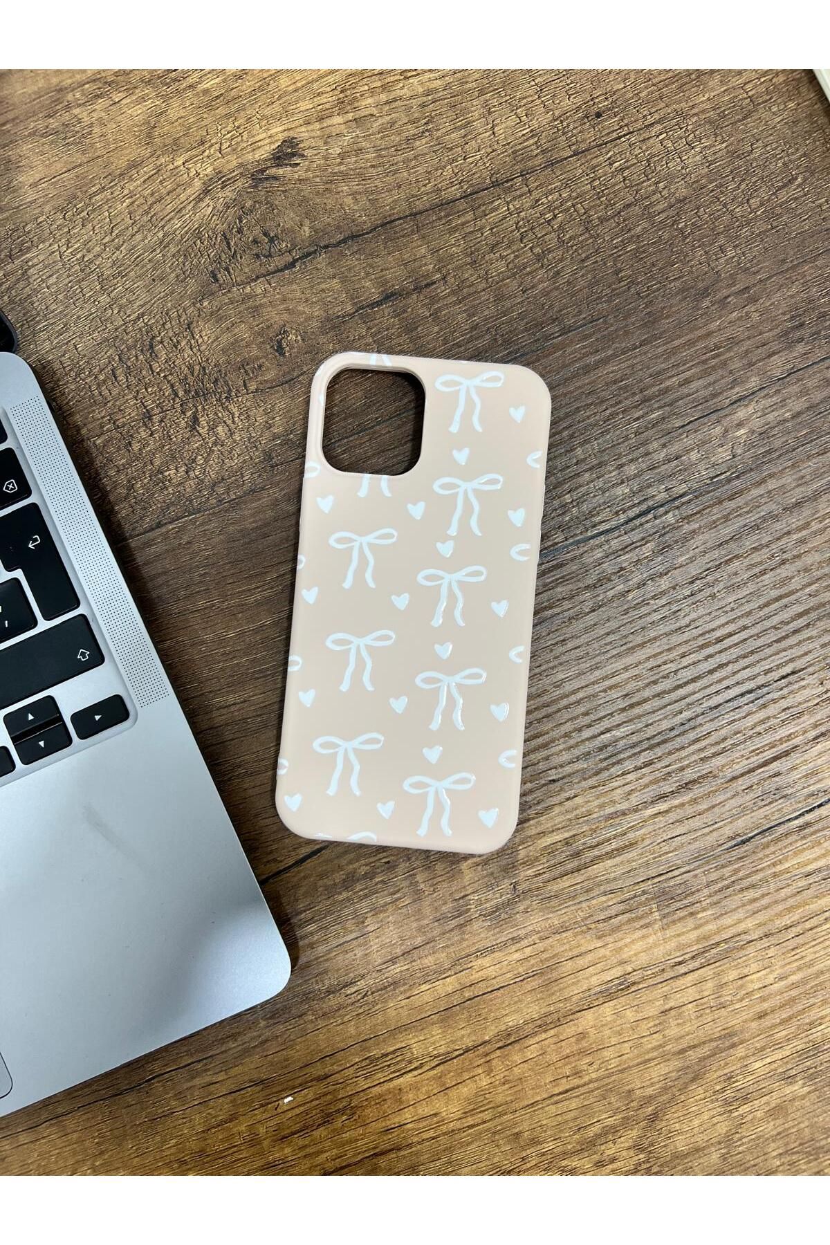 HZR Iphone 12/12Pro Ekru Beyaz Kurdele Desenli Silikon Kılıf